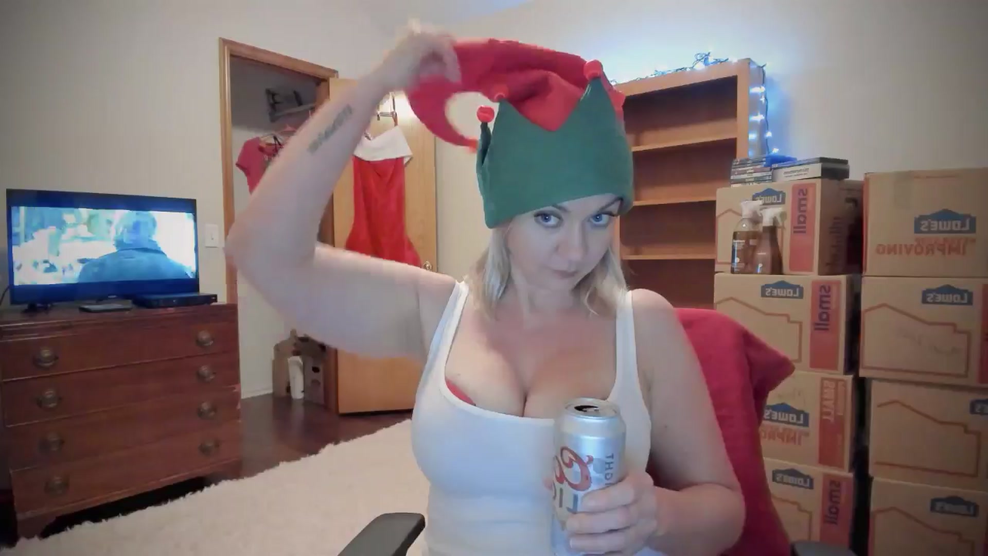 Gallery image thumbnail from VitaminD_XXX's myfreecams stream on, 12/26/2024, 10:41 image 4 of 20