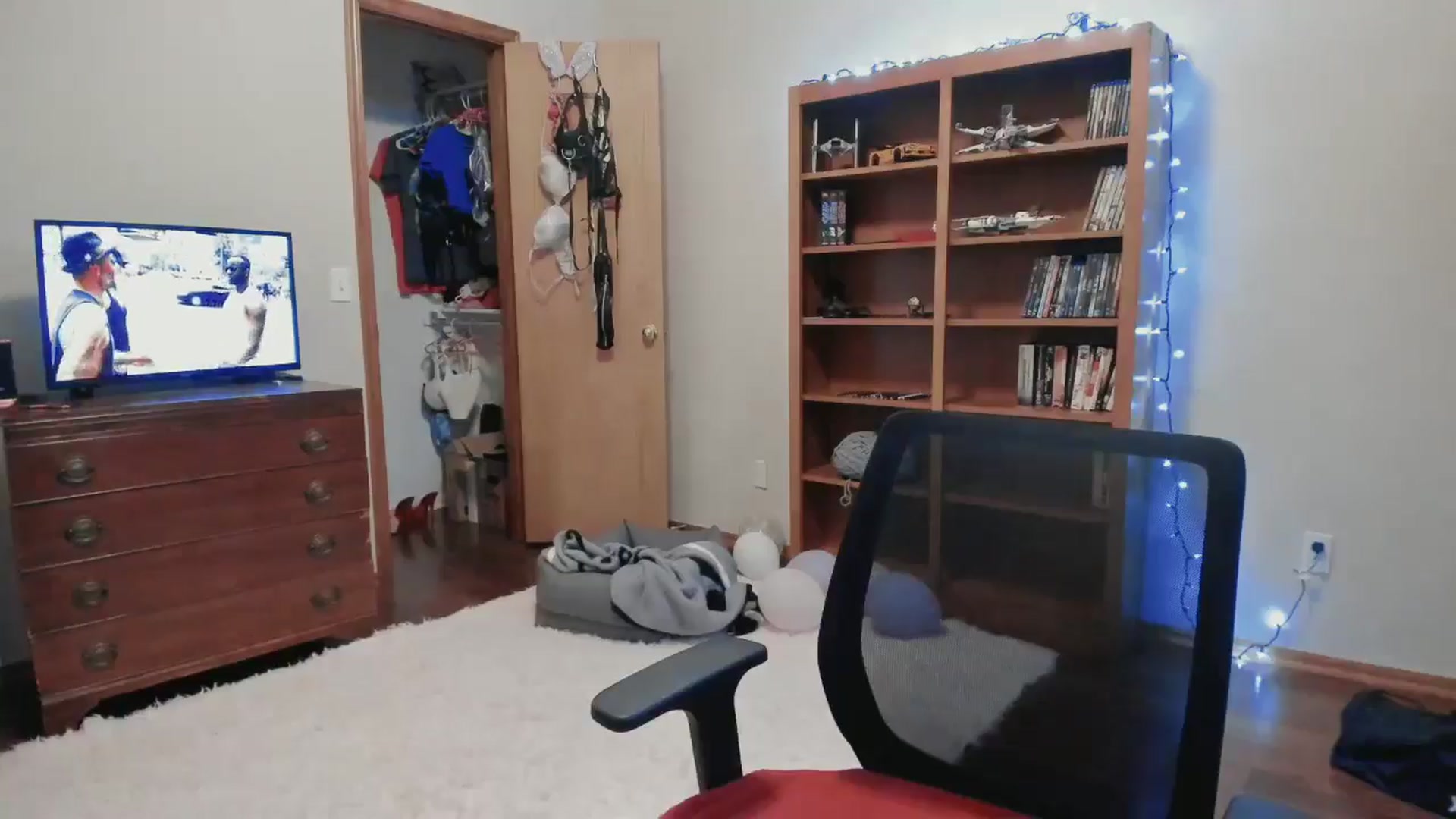 Gallery image thumbnail from VitaminD_XXX's myfreecams stream on, 05/31/2025, 12:43 image 12 of 20