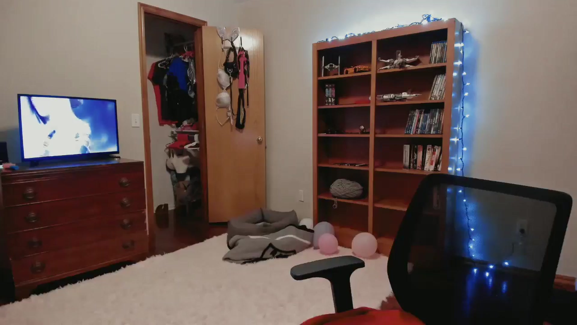 Gallery image thumbnail from VitaminD_XXX's myfreecams stream on, 06/12/2025, 10:33 image 12 of 20