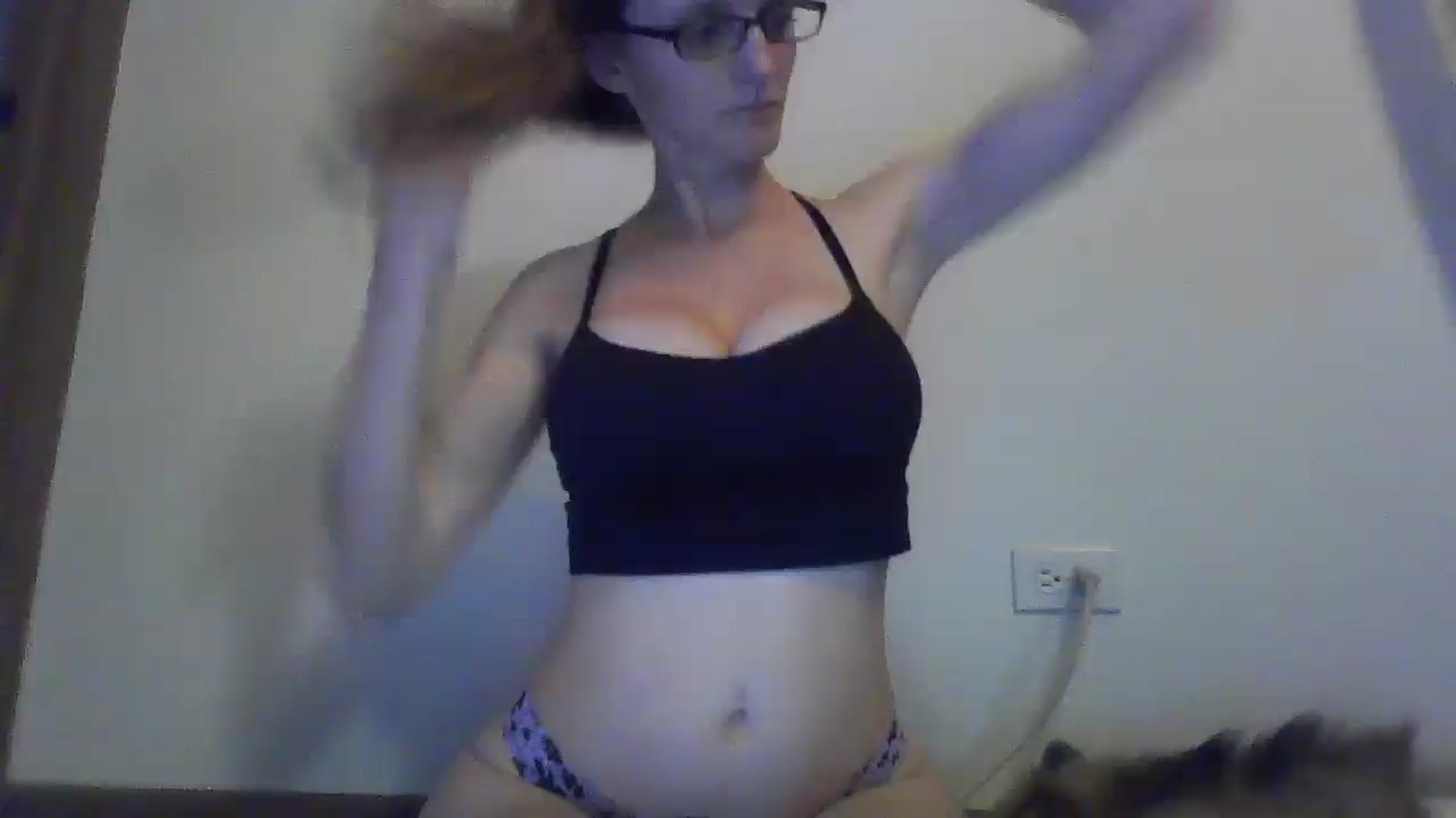 Gallery image thumbnail from Vitanibaby1's myfreecams stream on, 06/06/2025, 02:43 image 12 of 20