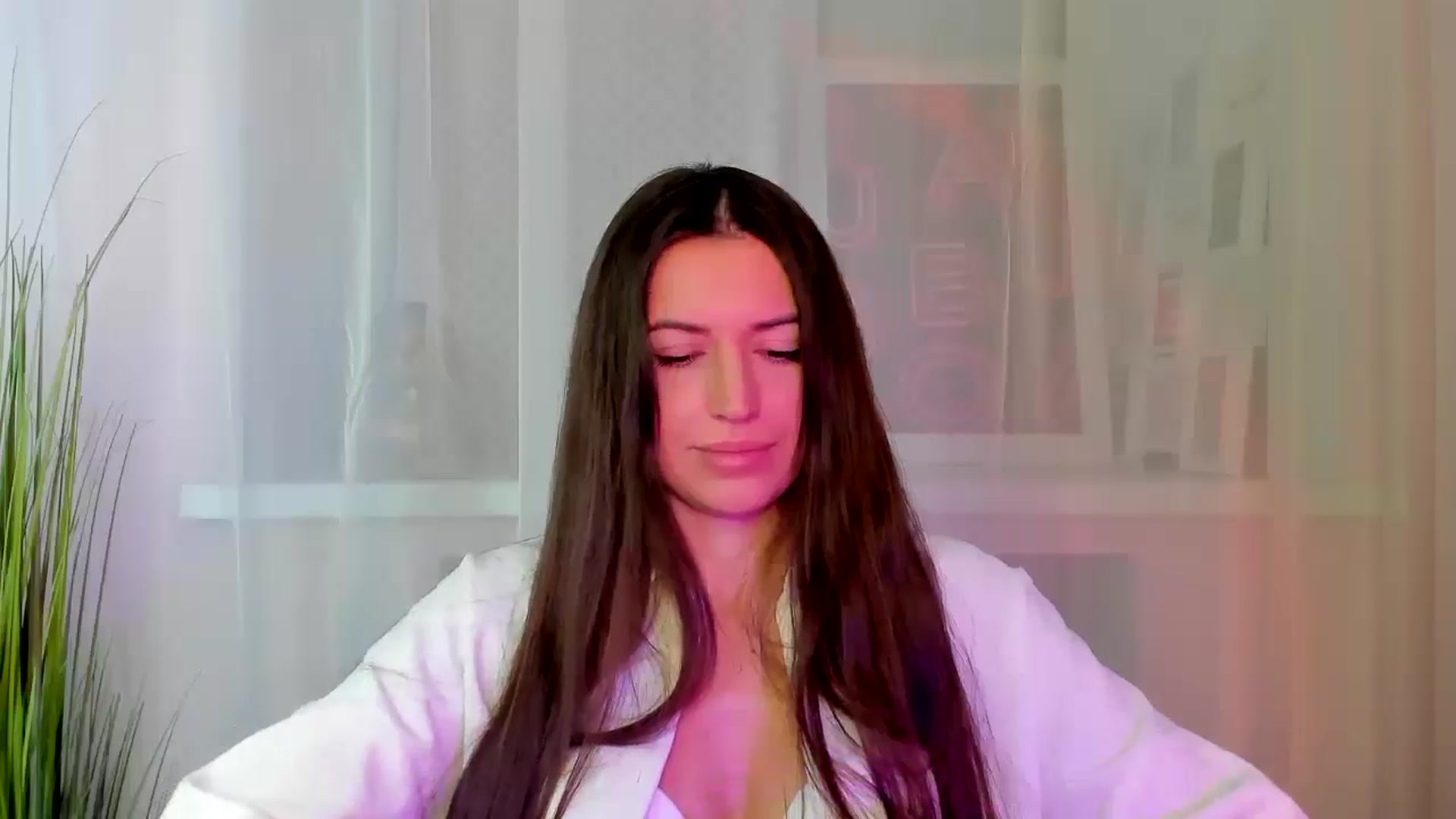 Gallery image thumbnail from ViviMonroe's myfreecams stream on, 12/26/2025, 11:42 image 14 of 20