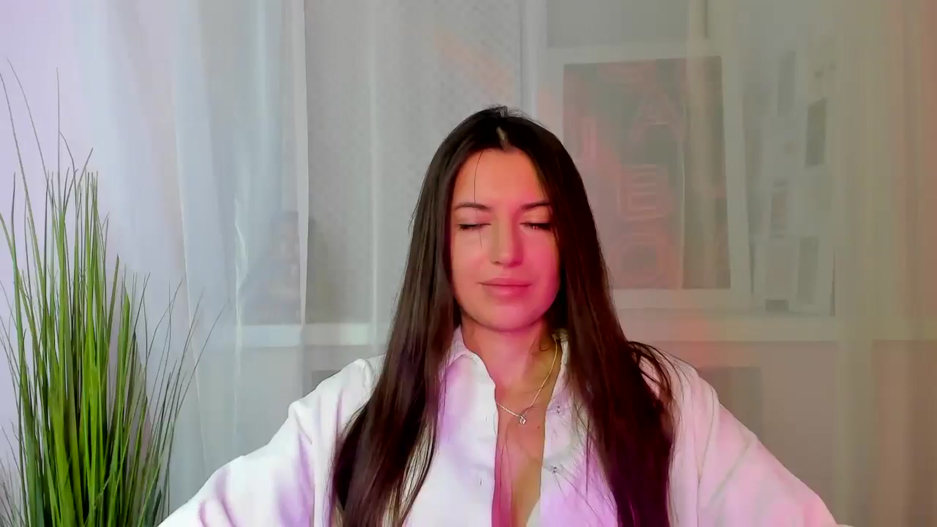 Gallery image thumbnail from ViviMonroe's myfreecams stream on, 12/27/2025, 12:18 image 19 of 20