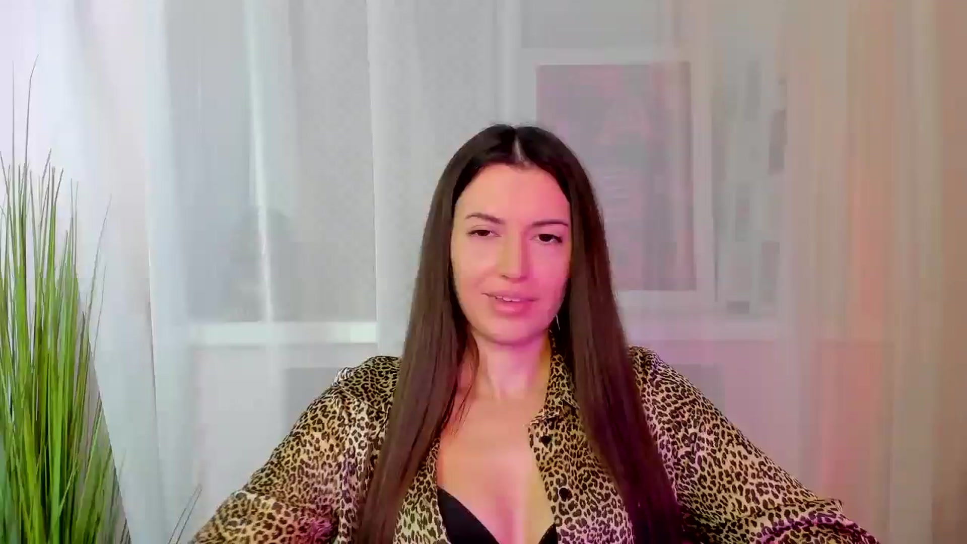 Gallery image thumbnail from ViviMonroe's myfreecams stream on, 01/02/2026, 12:58 image 6 of 20