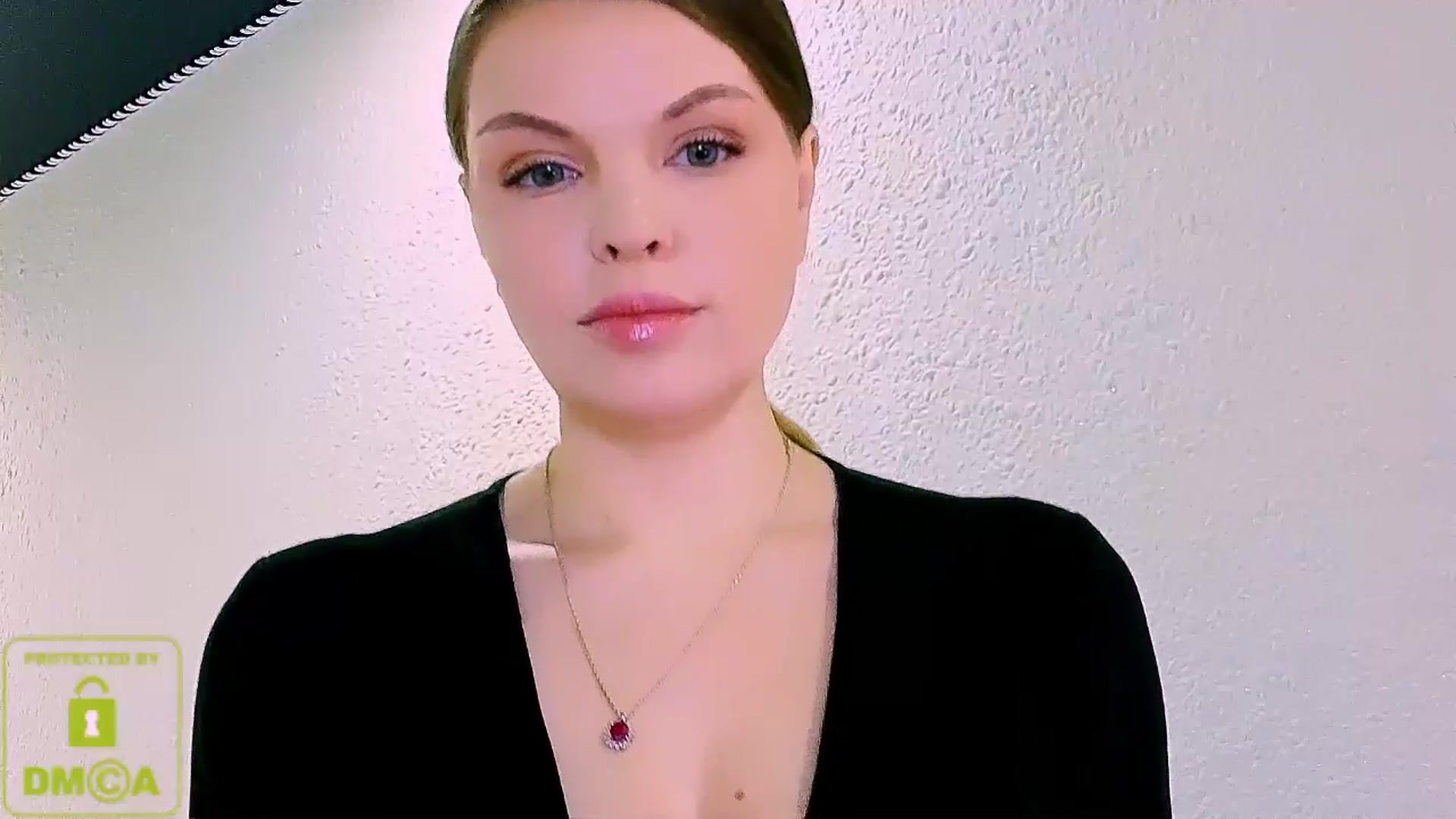 Gallery image thumbnail from Vivia's myfreecams stream on, 01/27/2026, 16:10 image 4 of 20