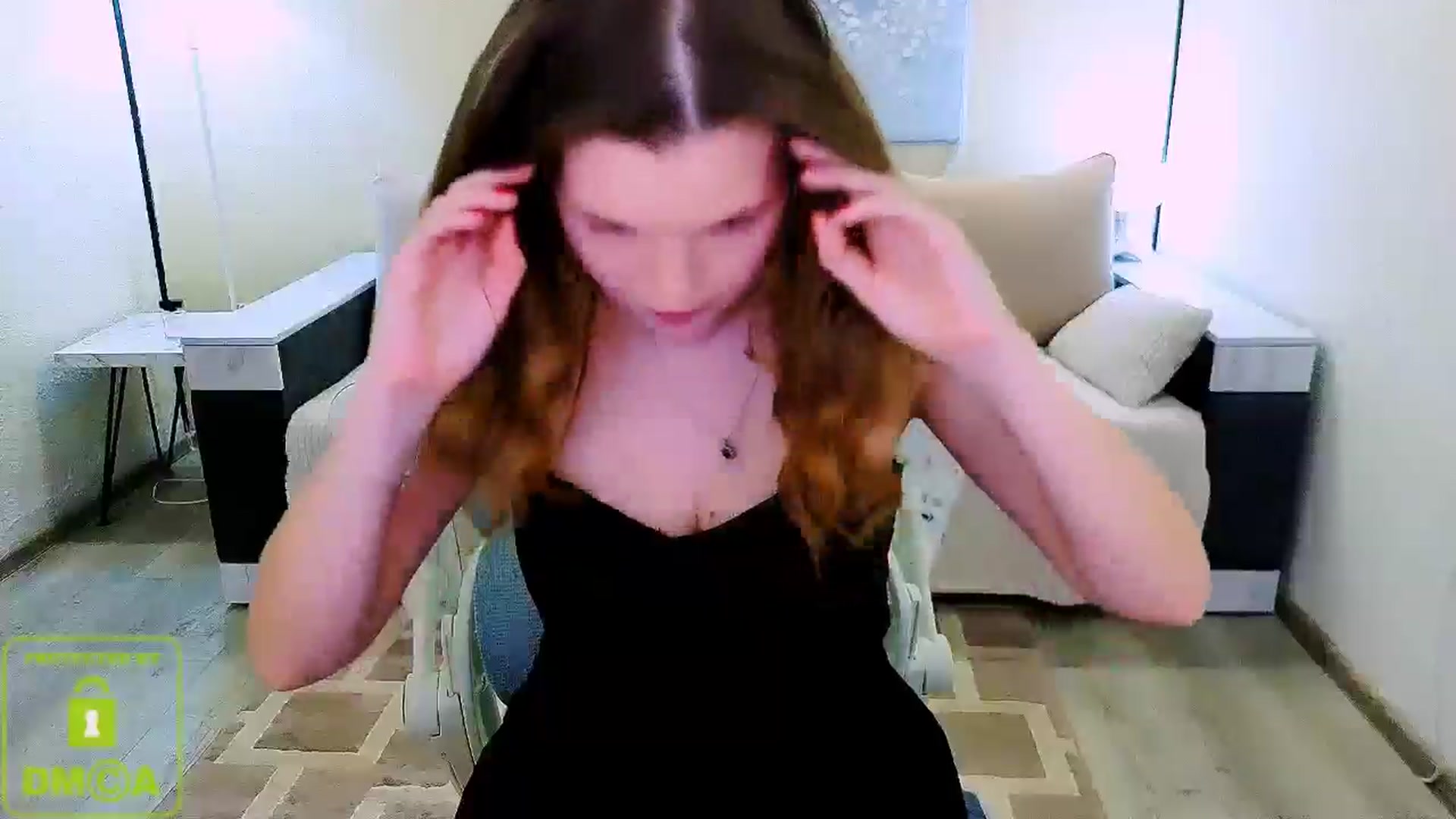 Gallery image thumbnail from Vivia's myfreecams stream on, 02/13/2026, 19:14 image 10 of 20