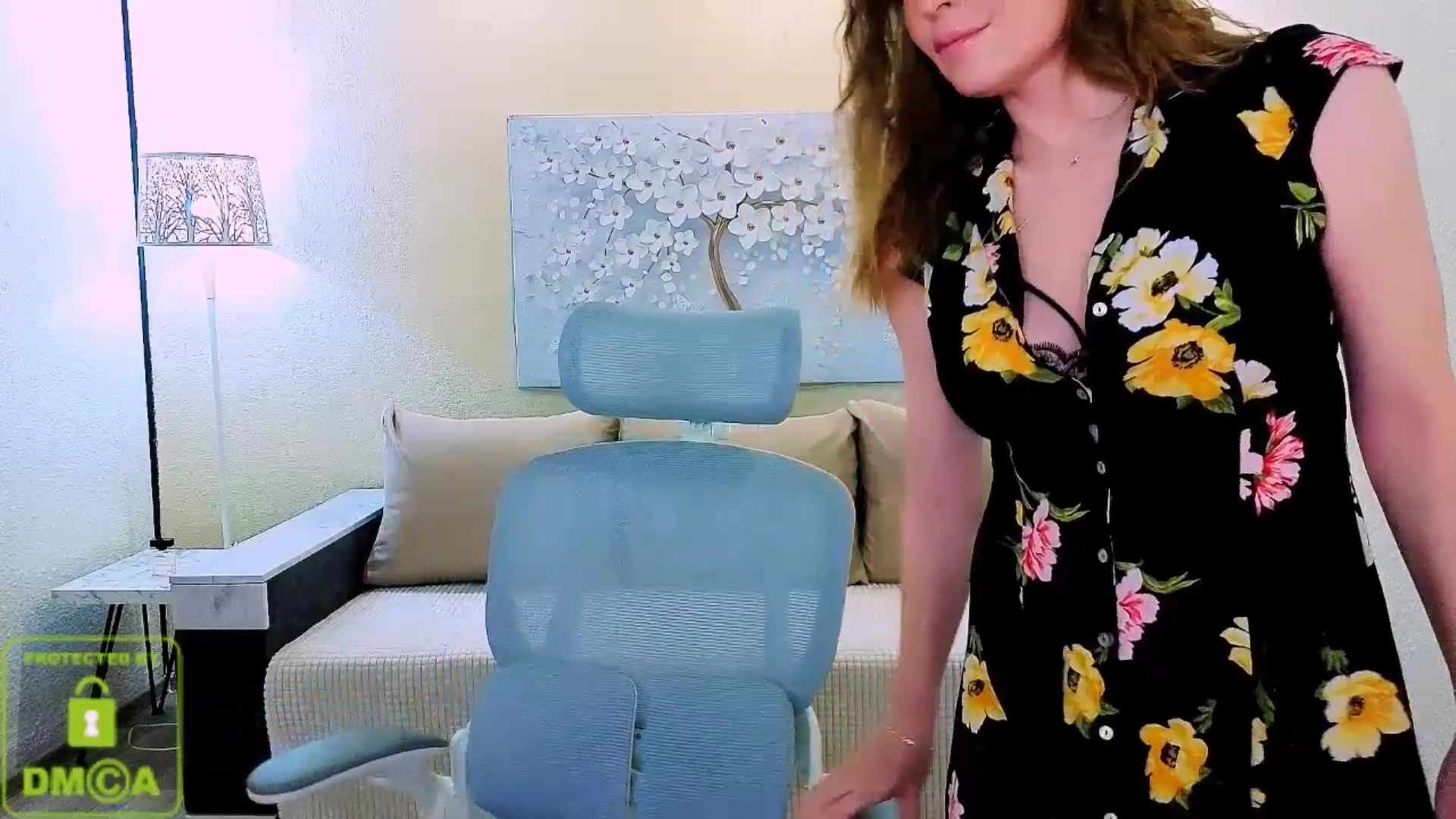 Gallery image thumbnail from Vivia's myfreecams stream on, 02/21/2026, 18:11 image 14 of 20
