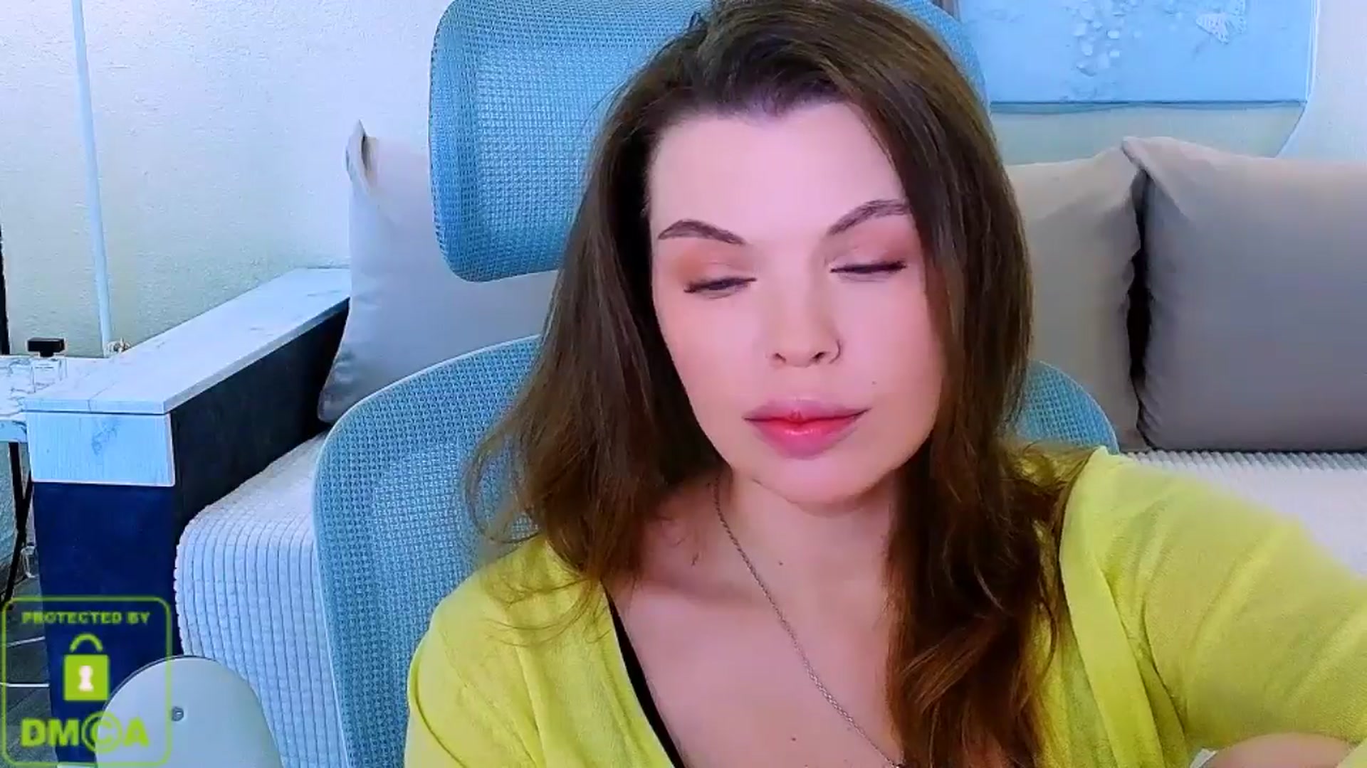 Gallery image thumbnail from Vivia's myfreecams stream on, 03/16/2026, 11:44 image 3 of 20