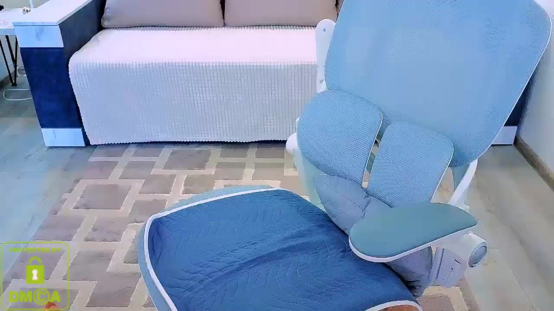 Gallery image thumbnail from Vivia's myfreecams stream on, 04/03/2026, 14:25 image 5 of 20