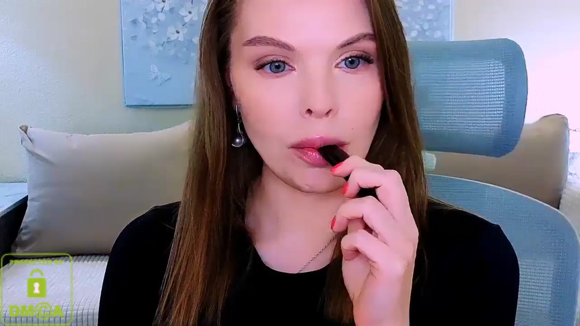 Gallery image thumbnail from Vivia's myfreecams stream on, 04/06/2026, 16:07 image 12 of 20