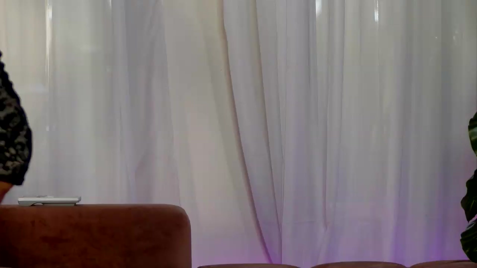 Gallery image thumbnail from VivianeStein's myfreecams stream on, 08/13/2026, 23:33 image 13 of 20
