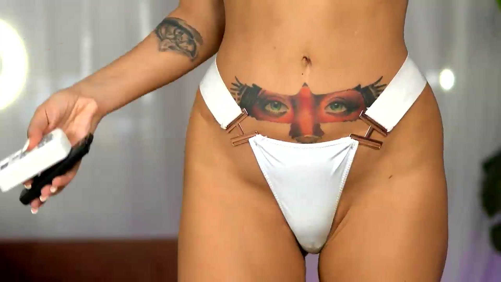 Gallery image thumbnail from VivianeStein's myfreecams stream on, 08/23/2026, 03:26 image 6 of 20