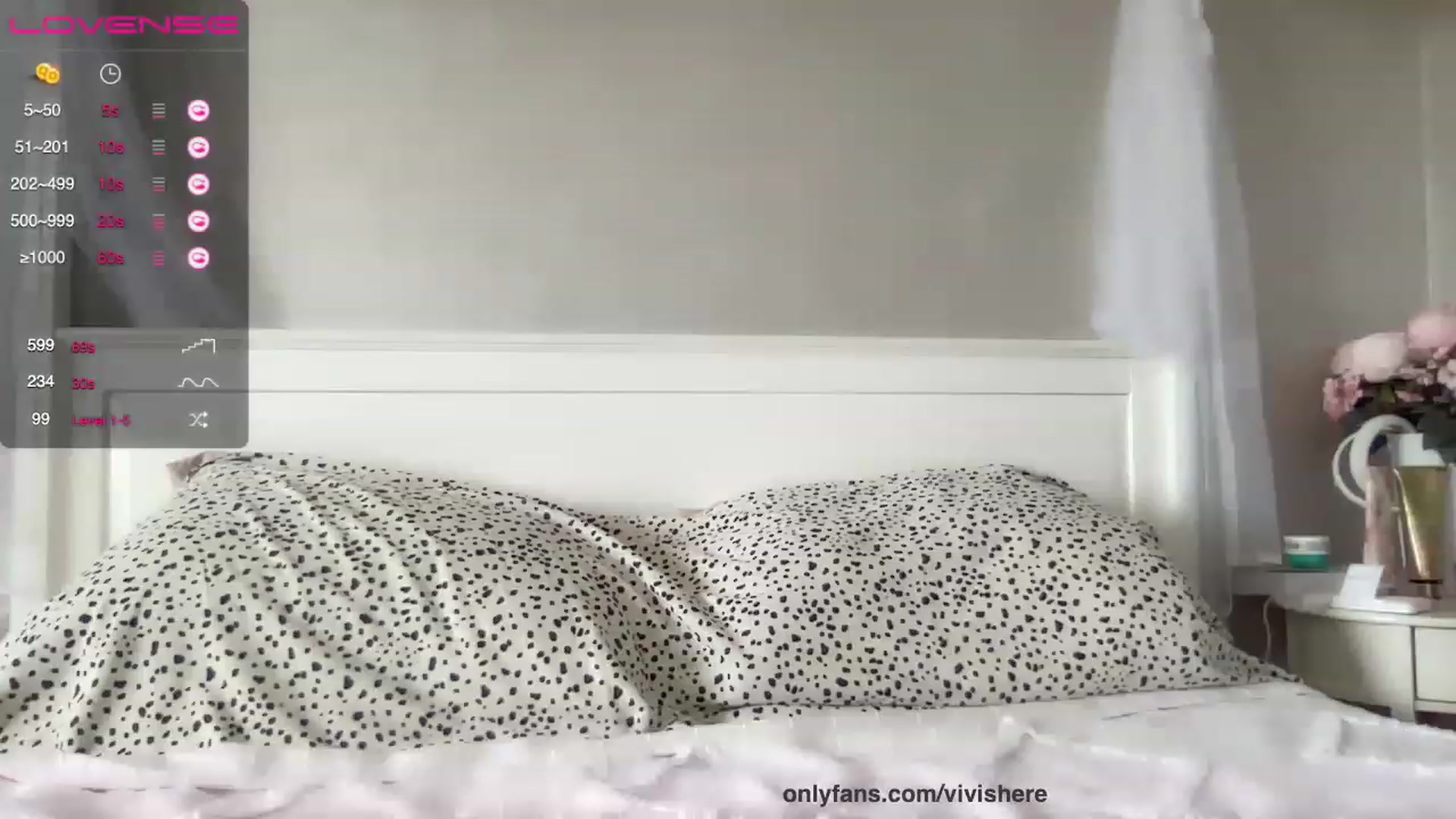 Gallery image thumbnail from VivianisHere's myfreecams stream on, 07/23/2023, 07:37 image 17 of 20