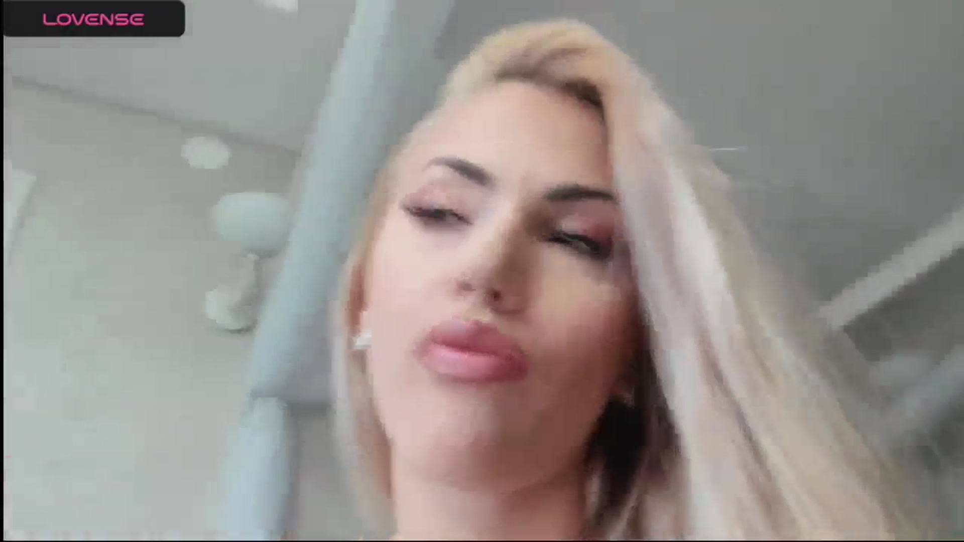 Gallery image thumbnail from VivianisHere's myfreecams stream on, 11/04/2023, 07:48 image 5 of 20