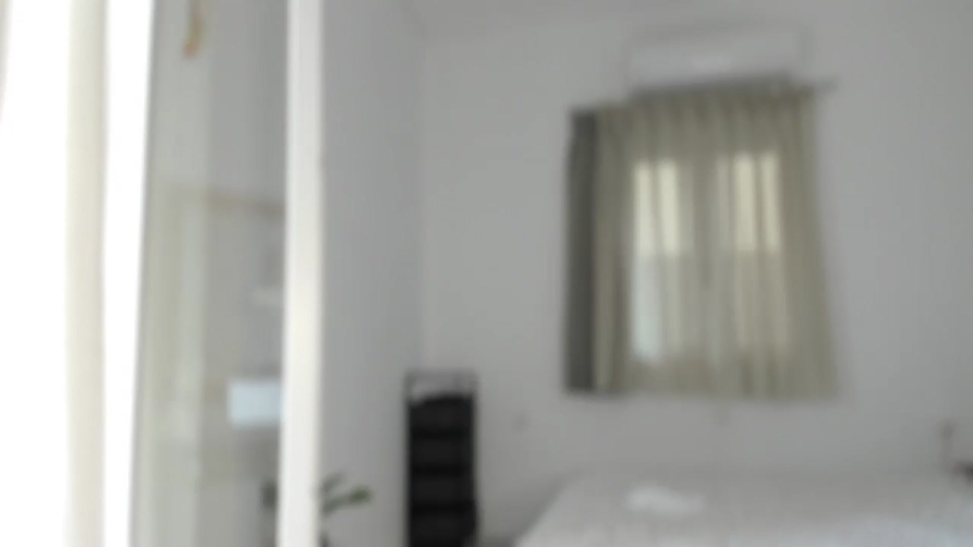 Gallery image thumbnail from VivianisHere's myfreecams stream on, 04/19/2024, 07:30 image 12 of 20