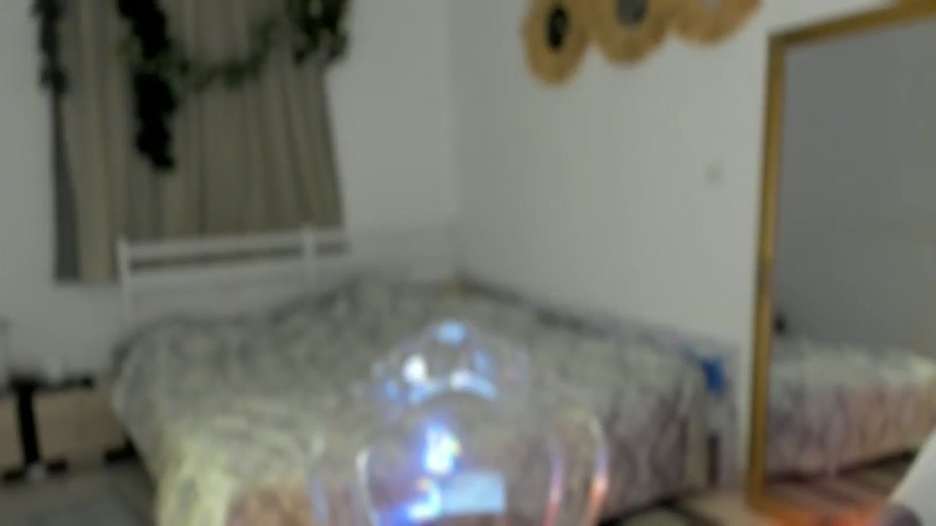 Gallery image thumbnail from VivianisHere's myfreecams stream on, 02/05/2025, 08:50 image 14 of 20
