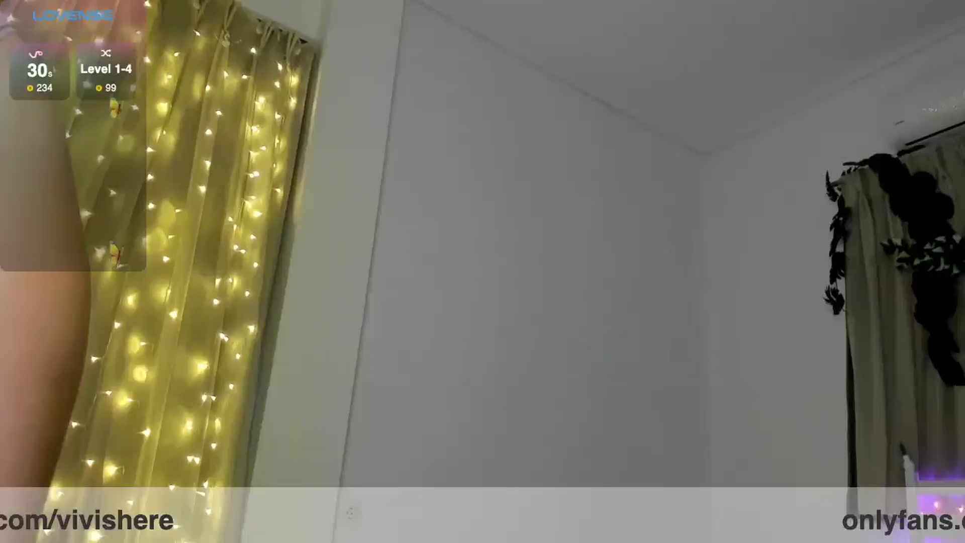 Gallery image thumbnail from VivianisHere's myfreecams stream on, 03/14/2025, 10:22 image 7 of 20