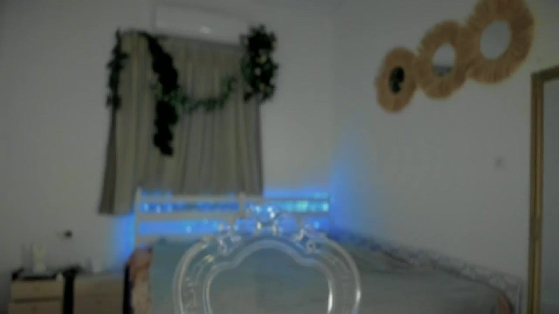 Gallery image thumbnail from VivianisHere's myfreecams stream on, 03/16/2025, 08:32 image 14 of 20