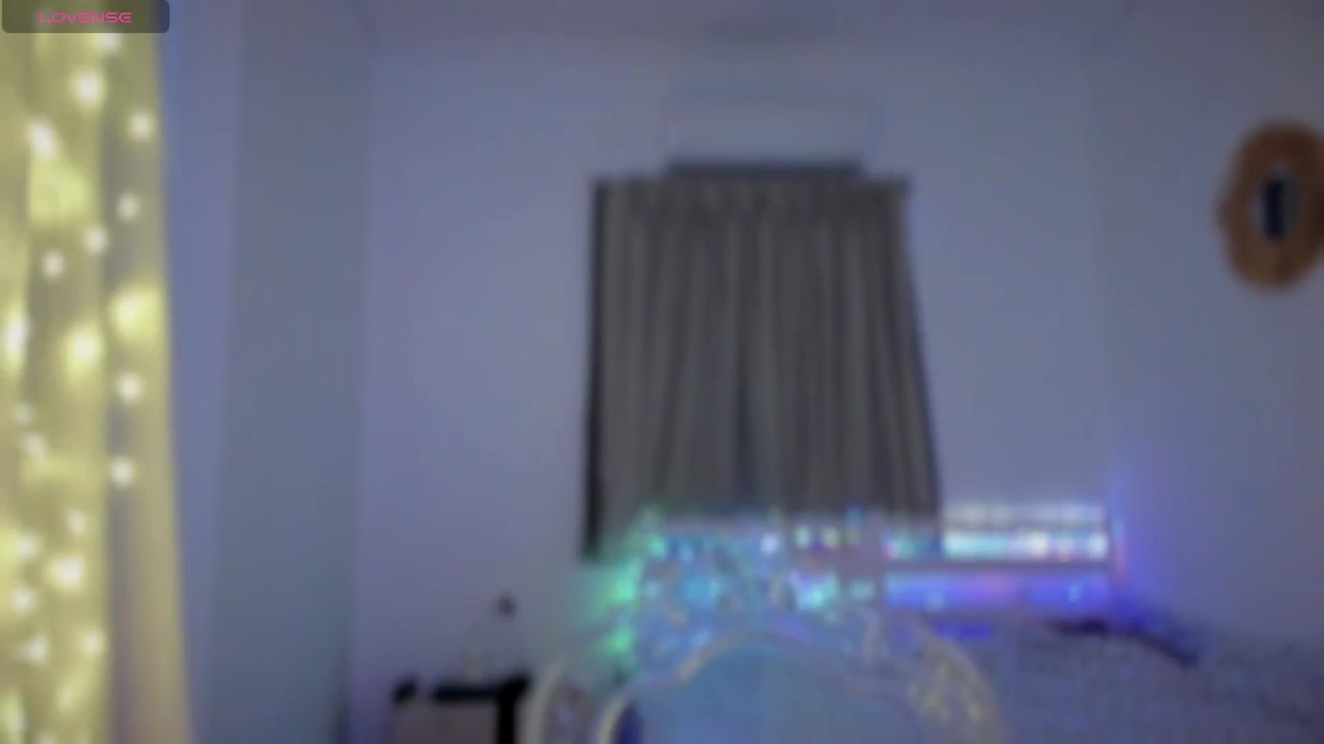 Gallery image thumbnail from VivianisHere's myfreecams stream on, 05/19/2025, 07:12 image 6 of 20