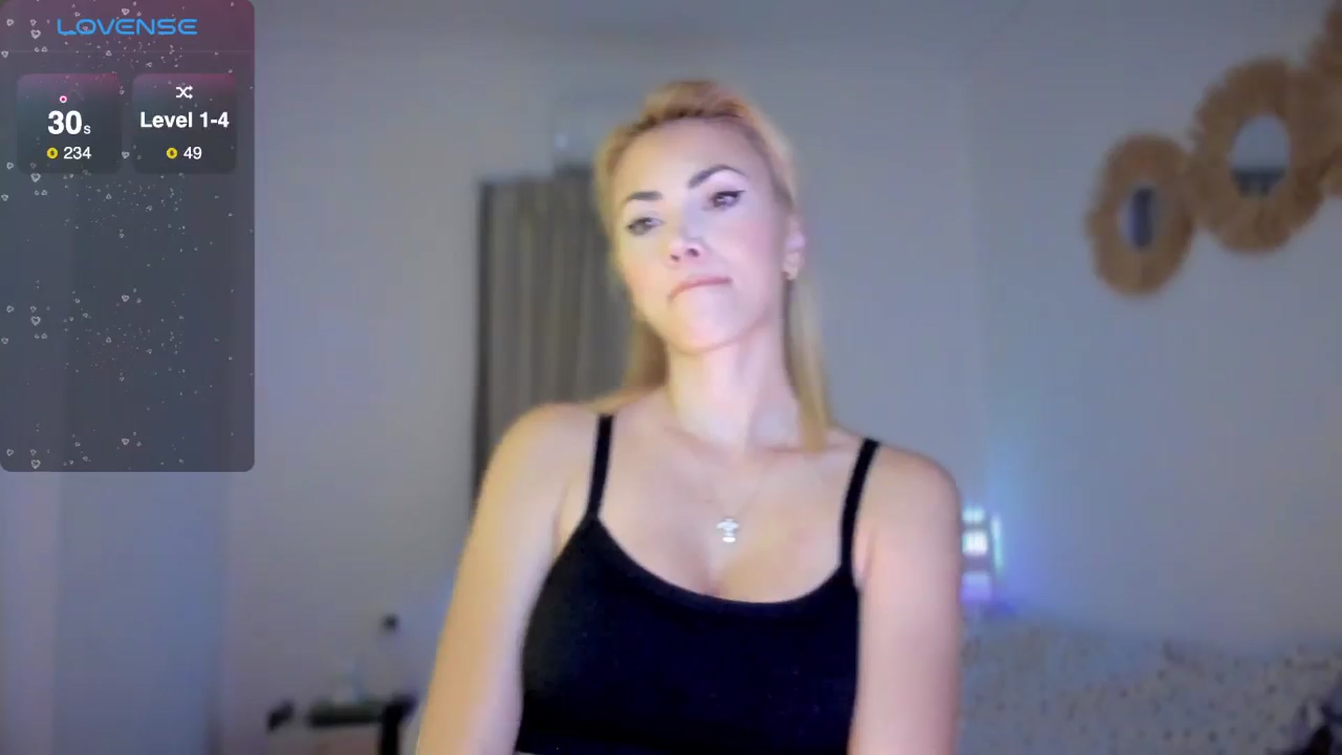 Gallery image thumbnail from VivianisHere's myfreecams stream on, 05/20/2025, 07:07 image 12 of 20