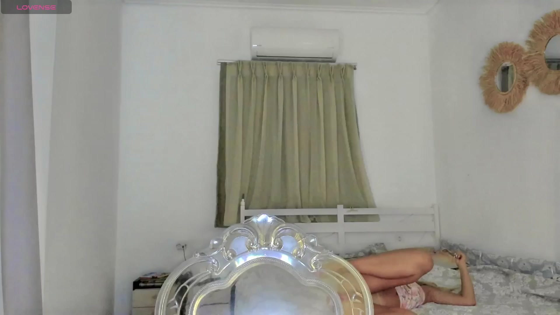 Gallery image thumbnail from VivianisHere's myfreecams stream on, 07/01/2025, 07:49 image 12 of 20