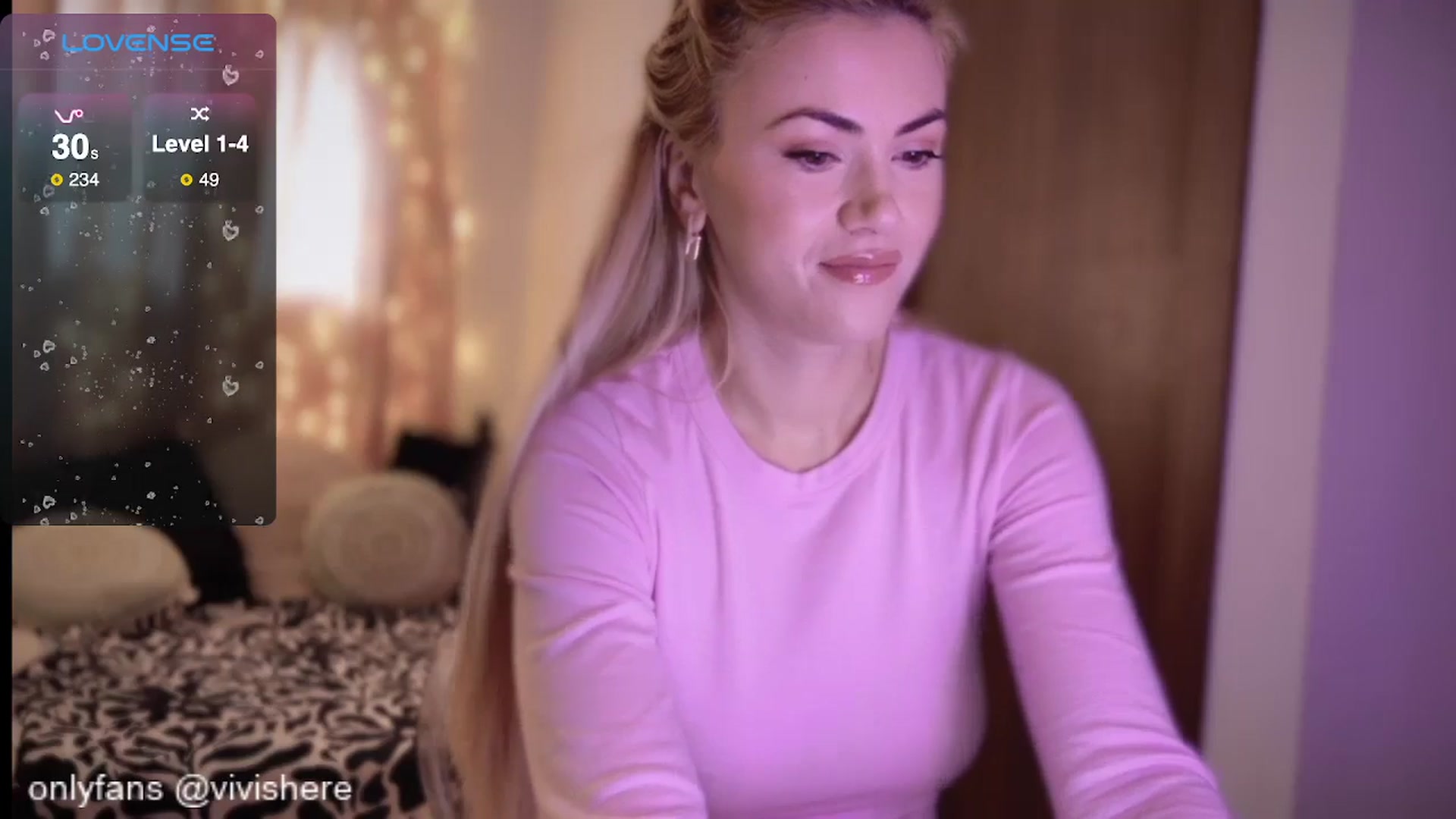 Gallery image thumbnail from VivianisHere's myfreecams stream on, 02/05/2026, 08:10 image 18 of 20