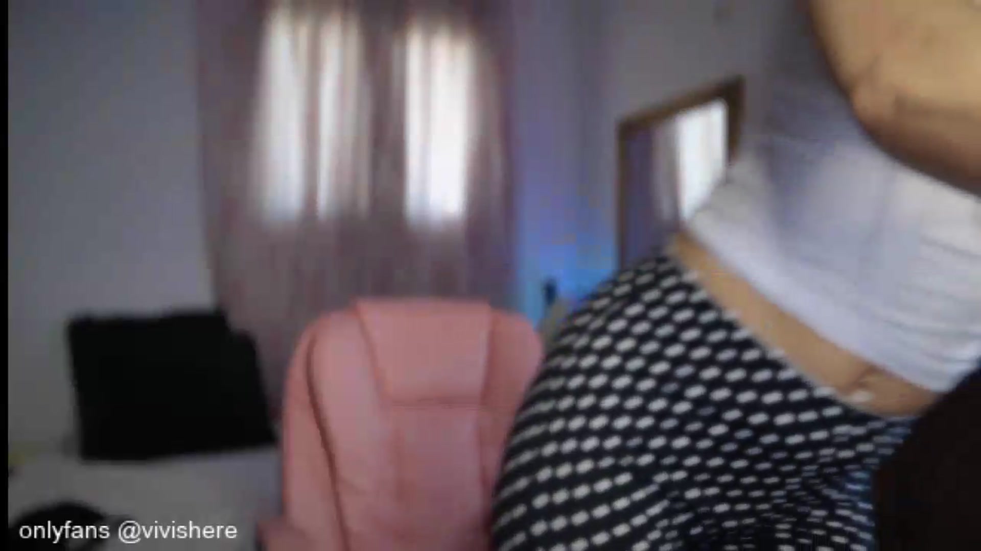 Gallery image thumbnail from VivianisHere's myfreecams stream on, 05/27/2026, 06:48 image 5 of 20
