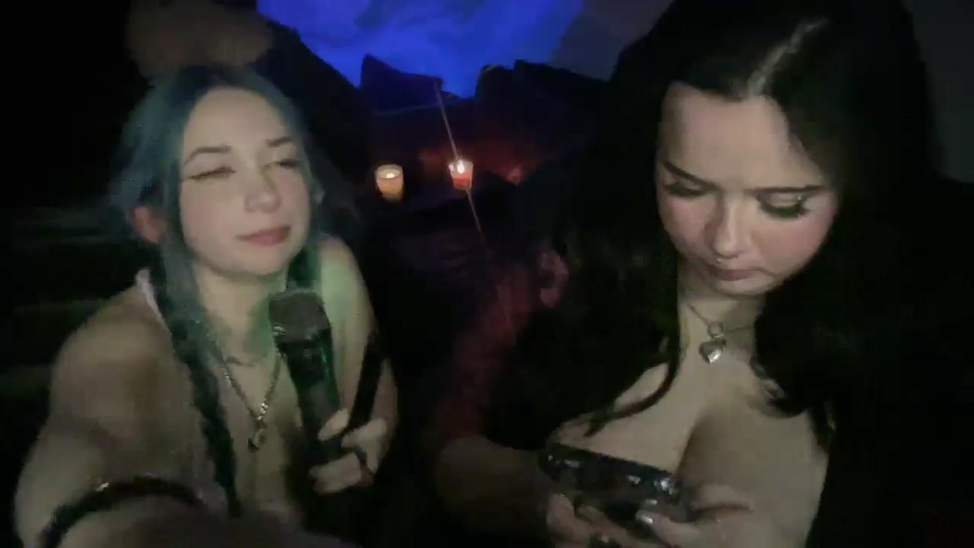 Gallery image thumbnail from Vivianvox's myfreecams stream on, 05/03/2026, 12:05 image 16 of 20