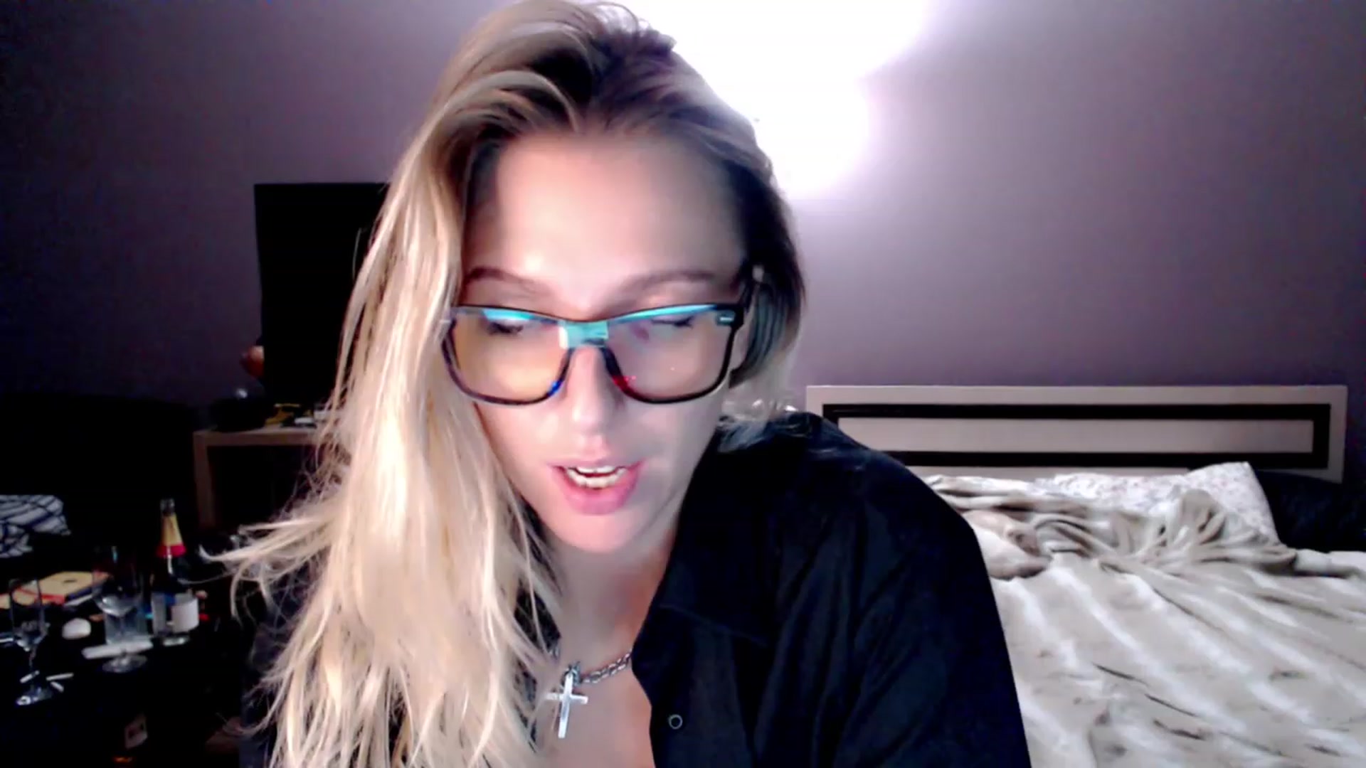Gallery image thumbnail from VivicaCoke's myfreecams stream on, 11/16/2022, 19:15 image 20 of 20