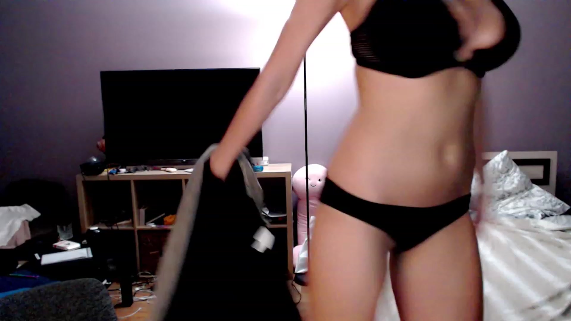 Gallery image thumbnail from VivicaCoke's myfreecams stream on, 11/24/2022, 18:48 image 19 of 20