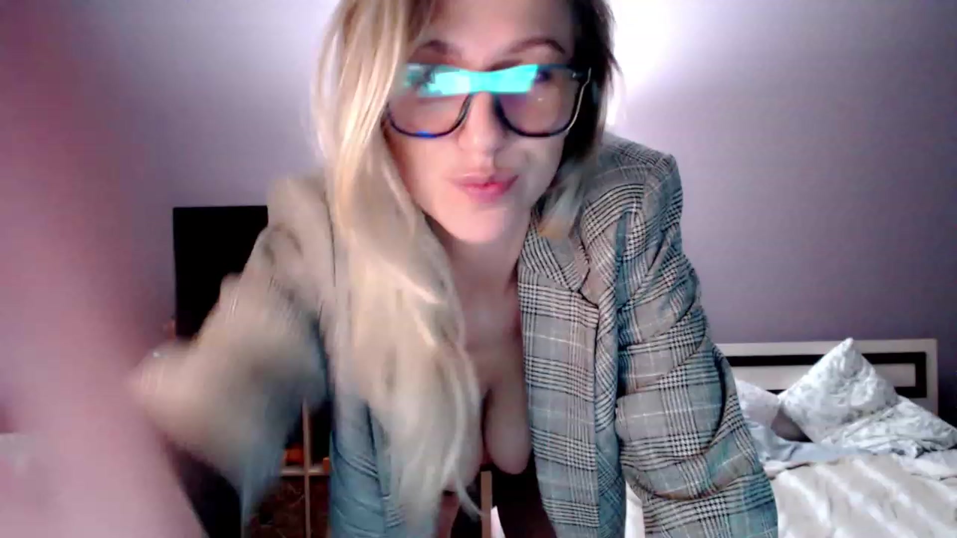 Gallery image thumbnail from VivicaCoke's myfreecams stream on, 11/24/2022, 19:55 image 8 of 20