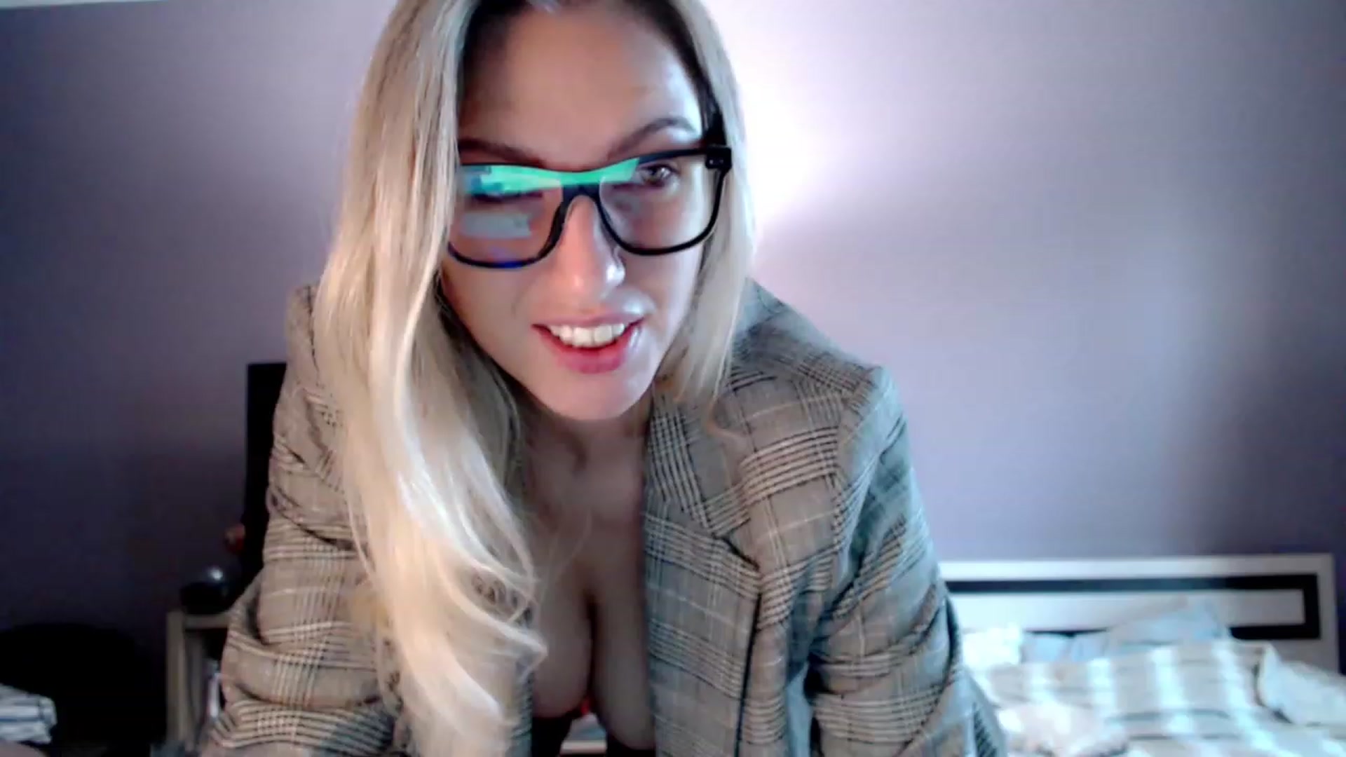 Gallery image thumbnail from VivicaCoke's myfreecams stream on, 11/26/2022, 07:57 image 15 of 20