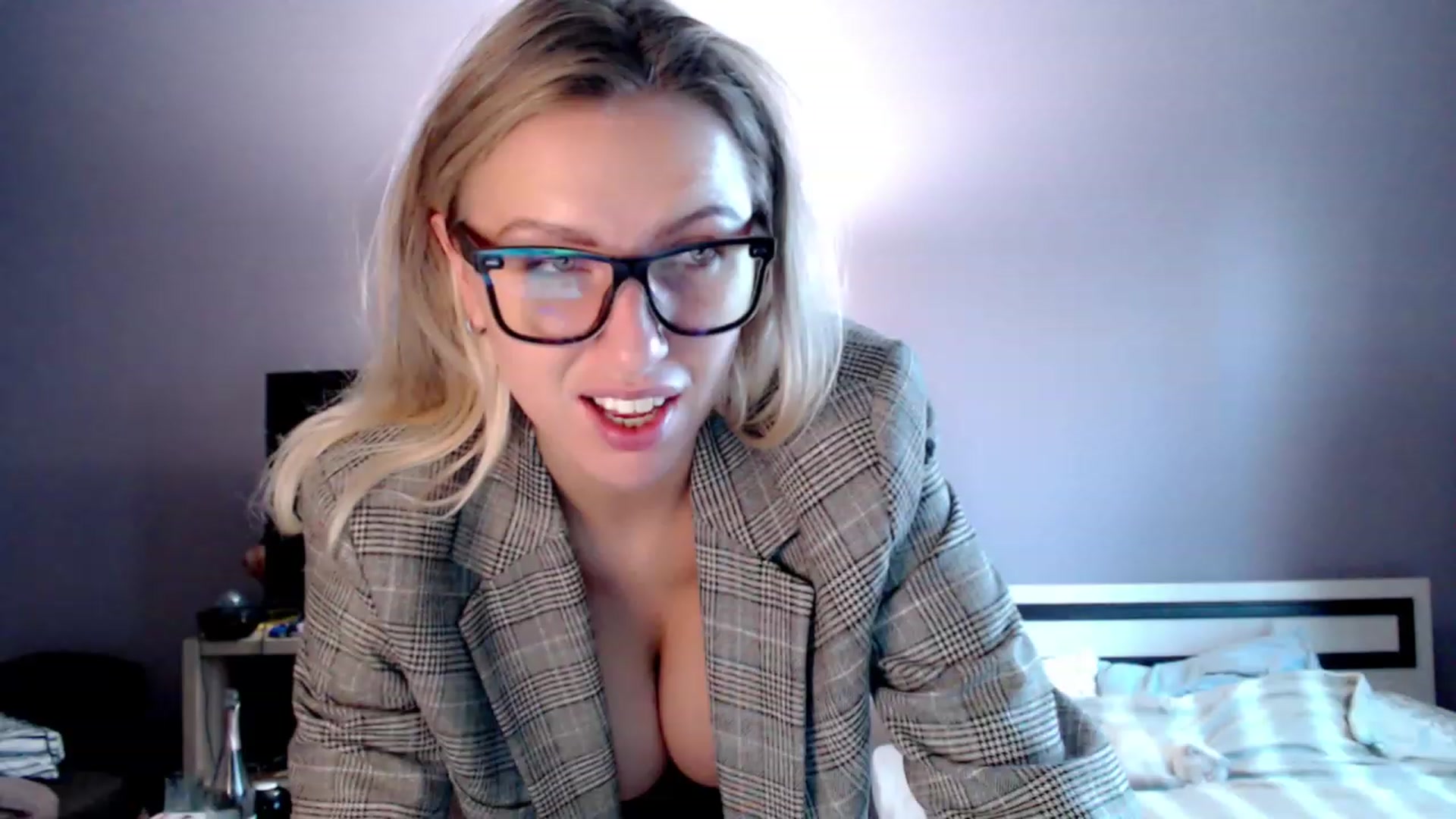 Gallery image thumbnail from VivicaCoke's myfreecams stream on, 11/26/2022, 08:50 image 5 of 20