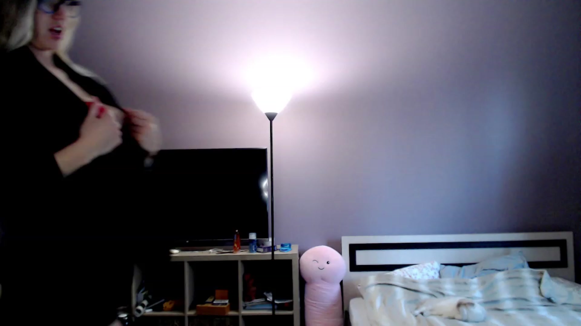 Gallery image thumbnail from VivicaCoke's myfreecams stream on, 11/26/2022, 09:26 image 6 of 20