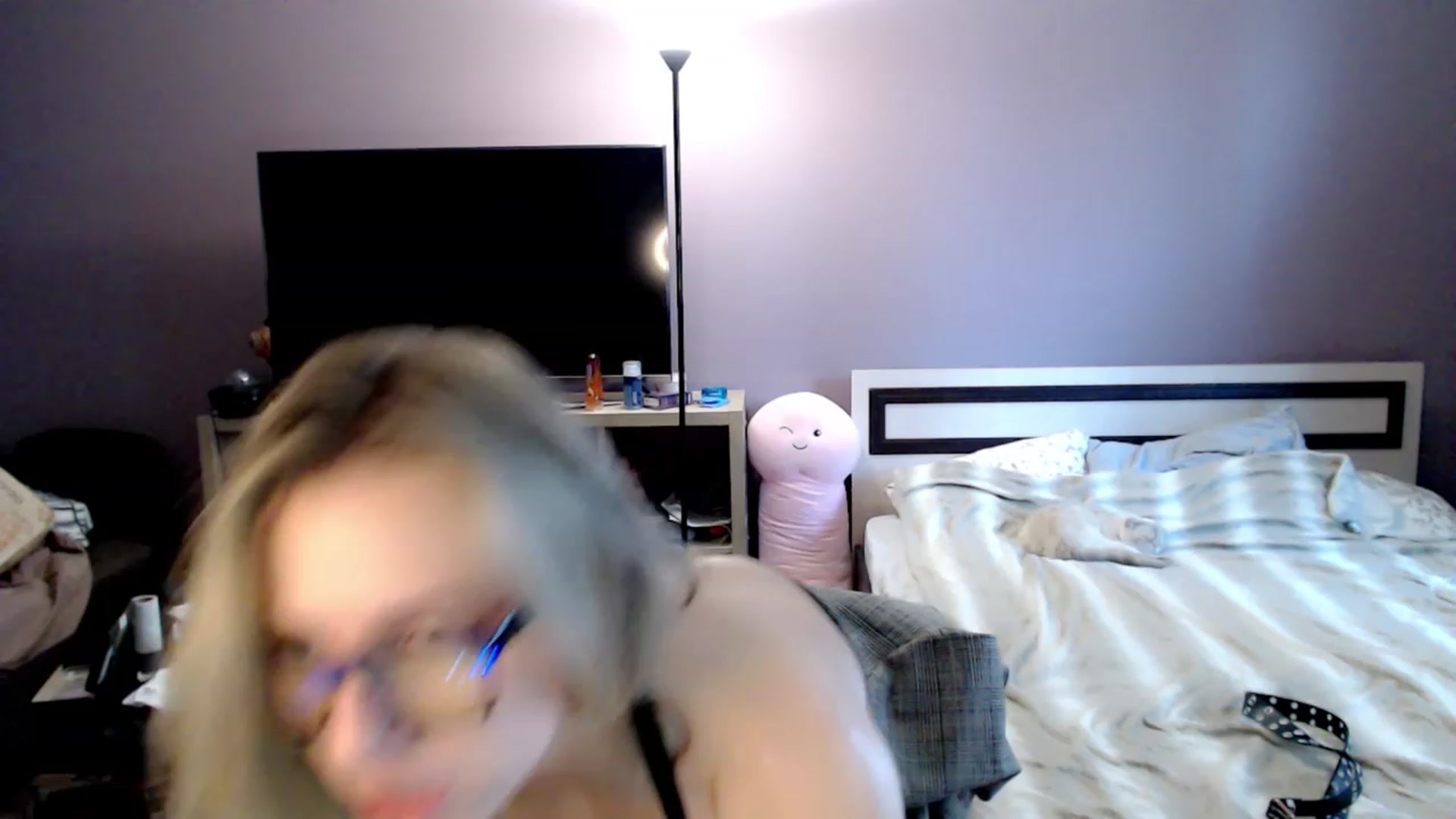 Gallery image thumbnail from VivicaCoke's myfreecams stream on, 11/26/2022, 10:57 image 16 of 20