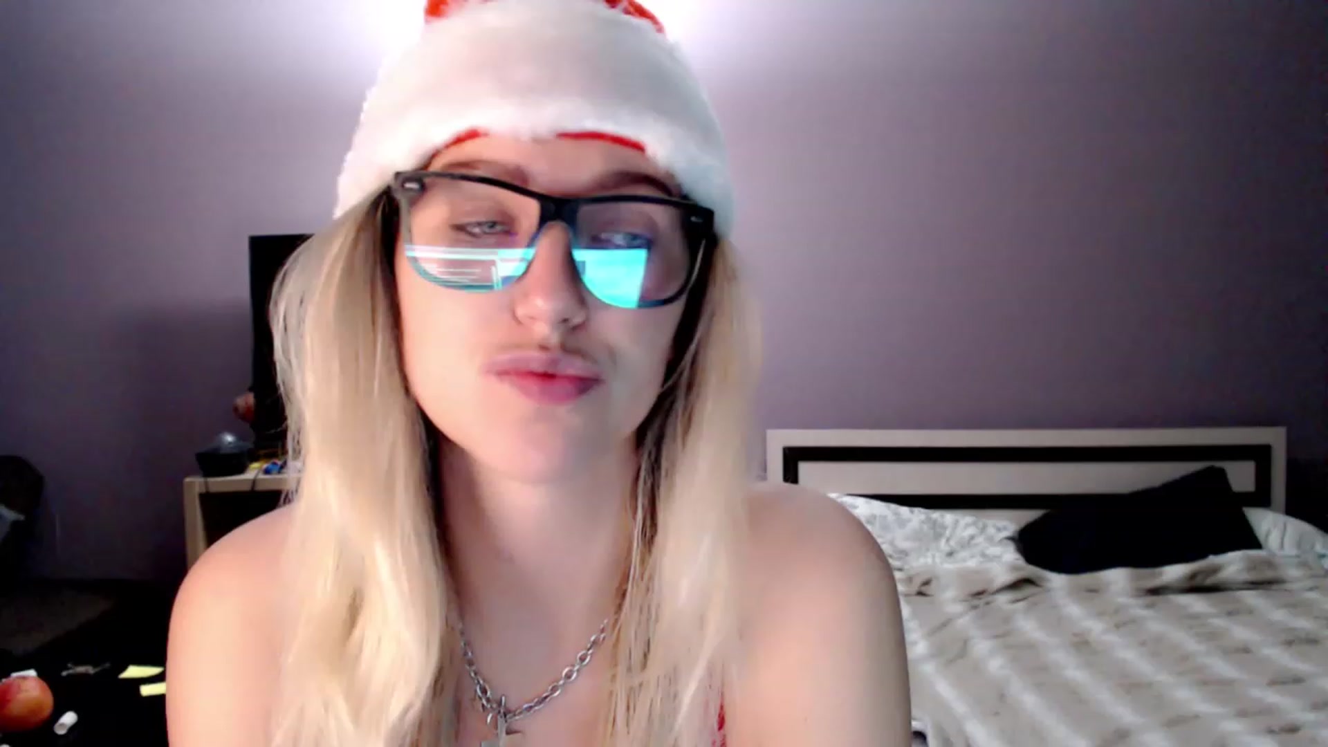 Gallery image thumbnail from VivicaCoke's myfreecams stream on, 12/07/2022, 20:07 image 2 of 20