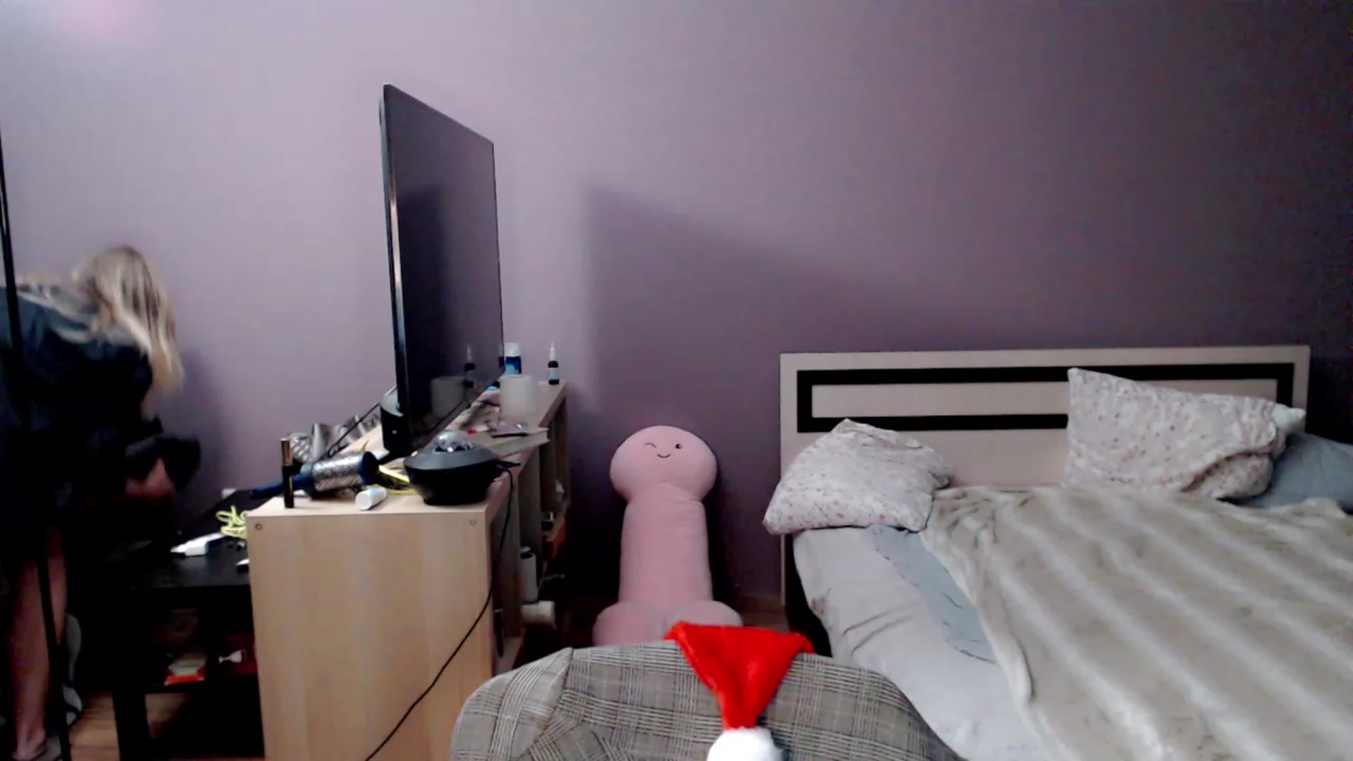 Gallery image thumbnail from VivicaCoke's myfreecams stream on, 12/11/2022, 15:09 image 18 of 20