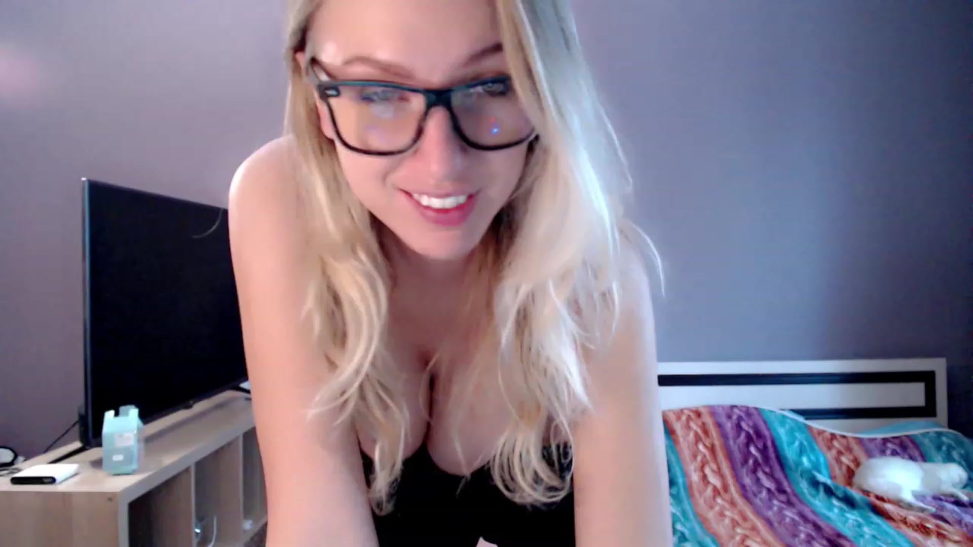 Gallery image thumbnail from VivicaCoke's myfreecams stream on, 01/07/2023, 10:06 image 2 of 20