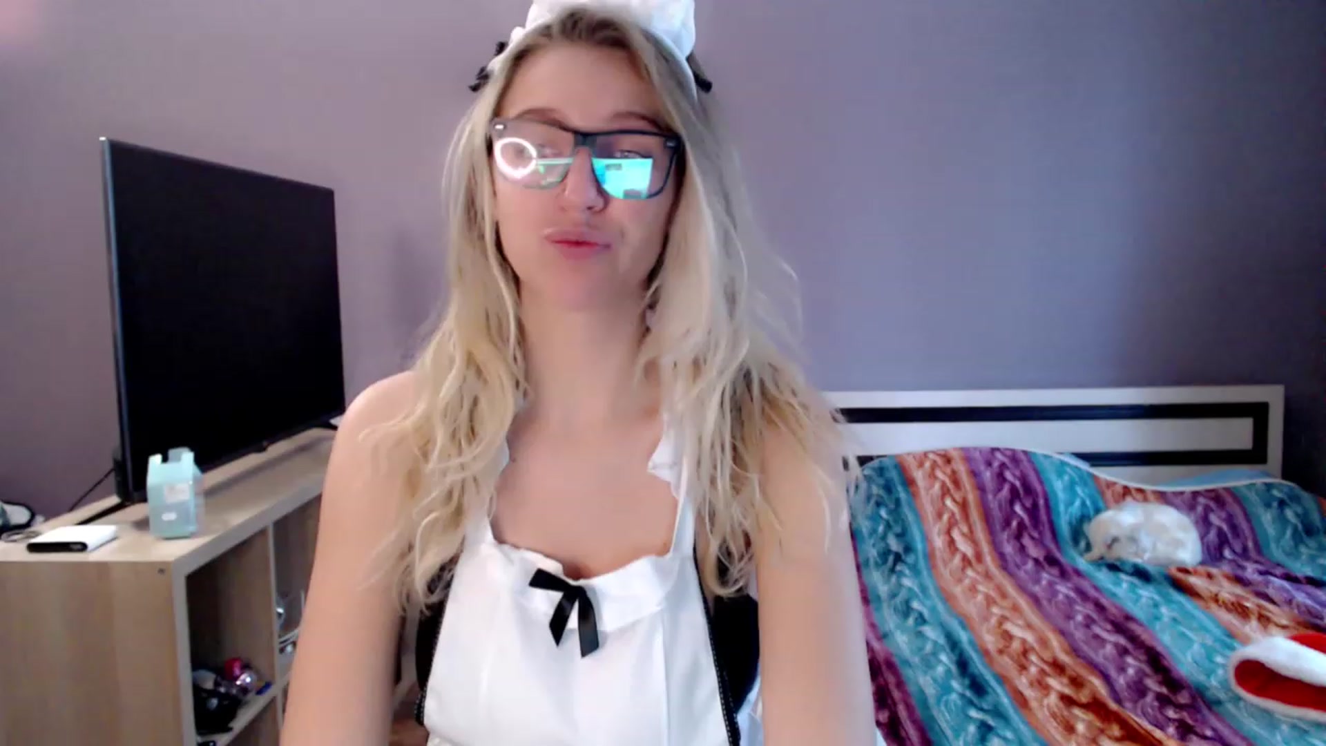 Gallery image thumbnail from VivicaCoke's myfreecams stream on, 01/07/2023, 10:40 image 9 of 20