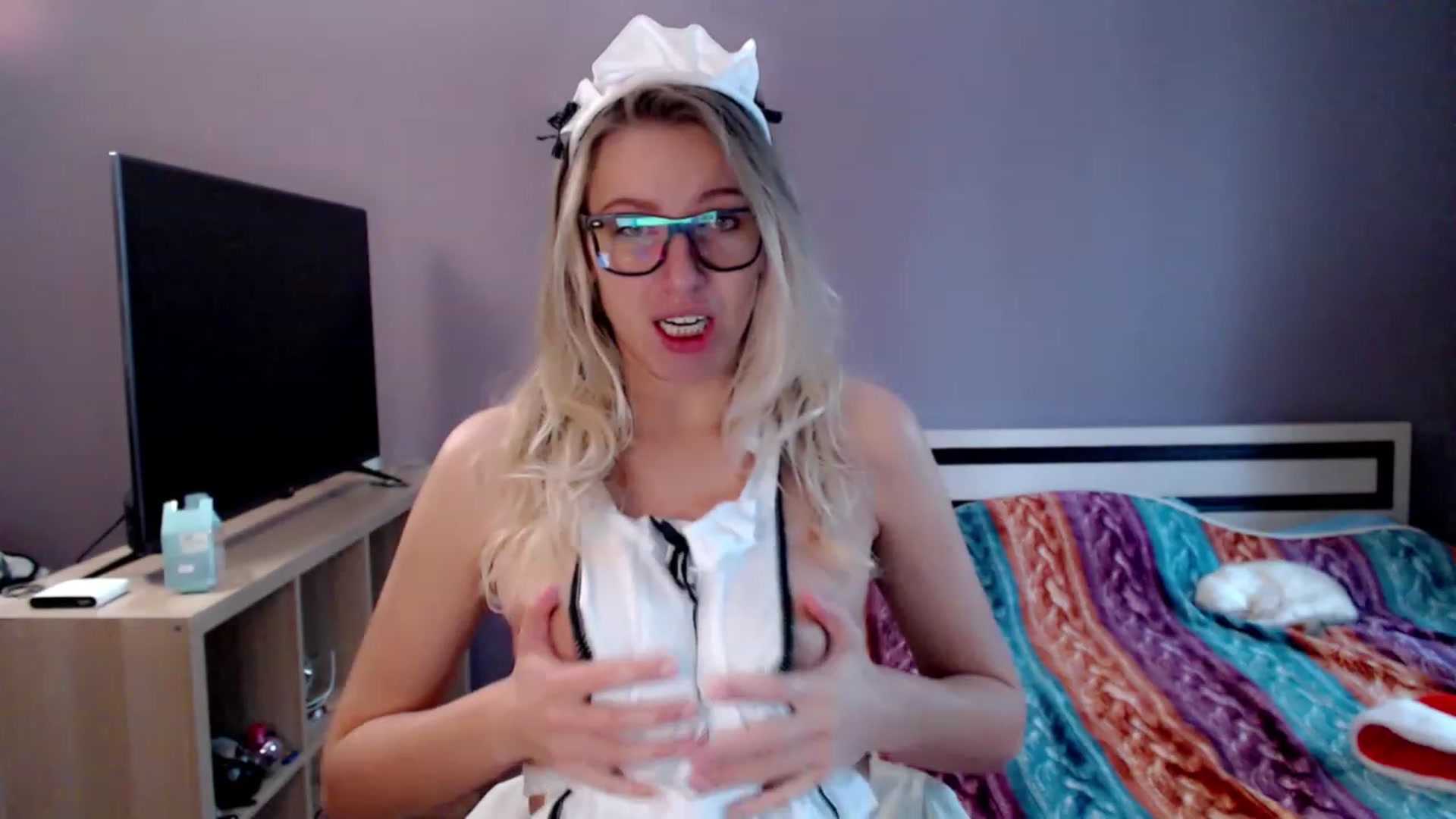 Gallery image thumbnail from VivicaCoke's myfreecams stream on, 01/07/2023, 10:40 image 18 of 20