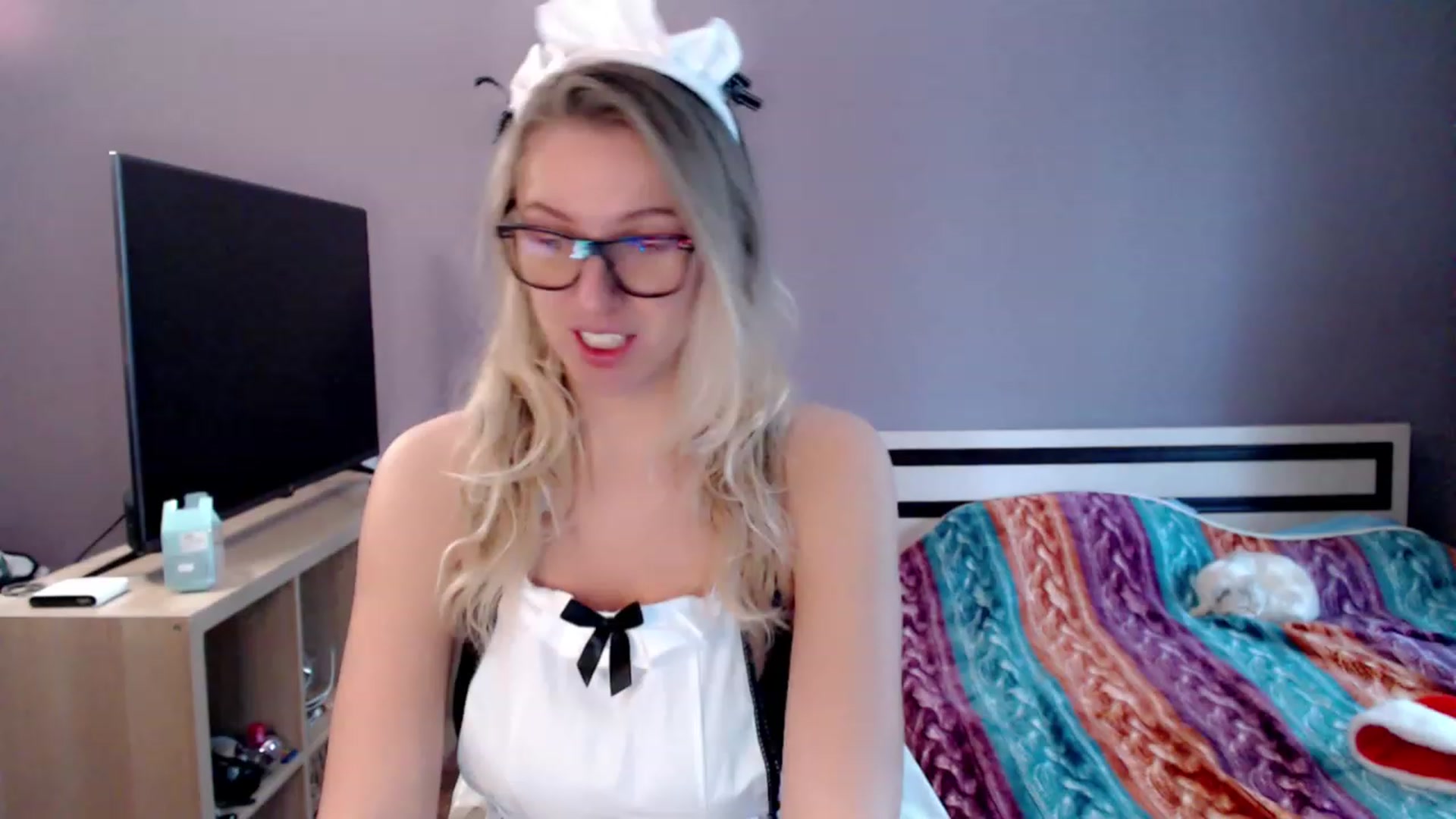 Gallery image thumbnail from VivicaCoke's myfreecams stream on, 01/07/2023, 10:40 image 6 of 20