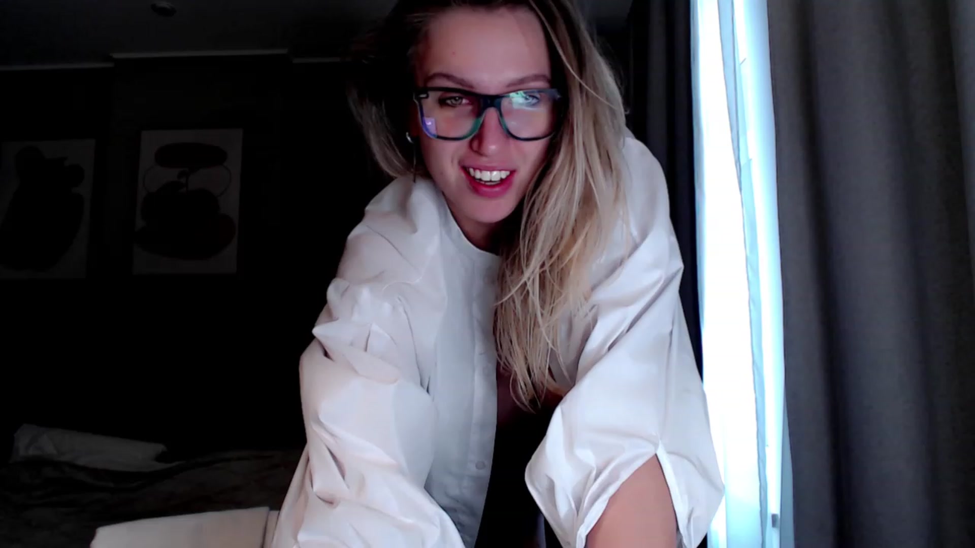 Gallery image thumbnail from VivicaCoke's myfreecams stream on, 02/23/2023, 11:36 image 14 of 20