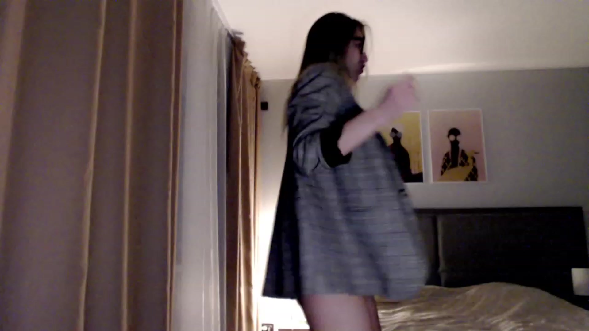 Gallery image thumbnail from VivicaCoke's myfreecams stream on, 04/09/2023, 18:24 image 15 of 20