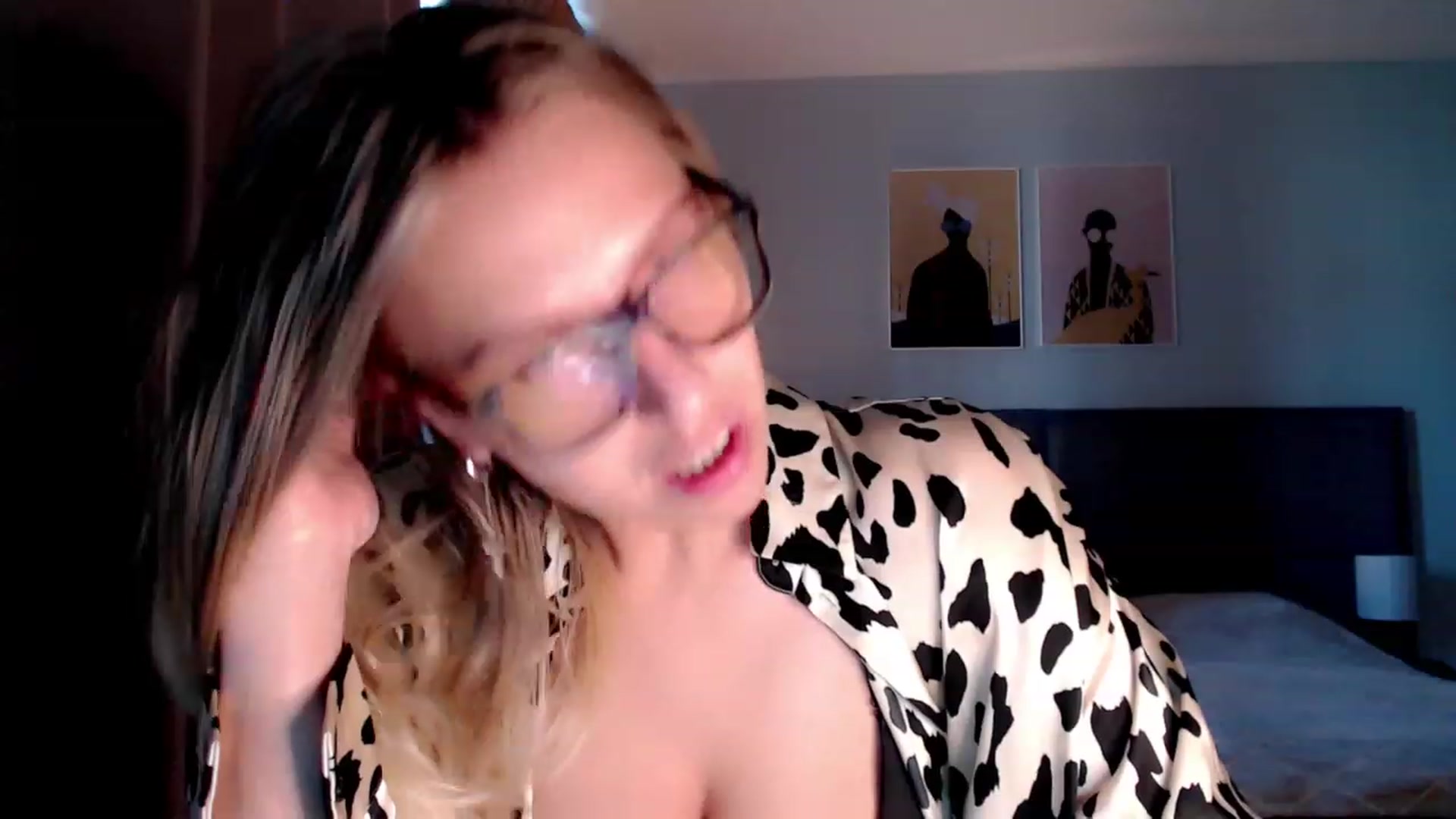 Gallery image thumbnail from VivicaCoke's myfreecams stream on, 06/12/2023, 10:31 image 18 of 20