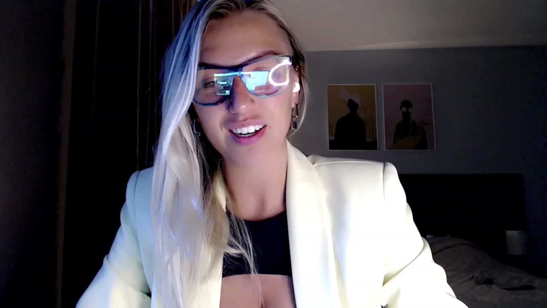 Gallery image thumbnail from VivicaCoke's myfreecams stream on, 07/12/2023, 18:29 image 10 of 20
