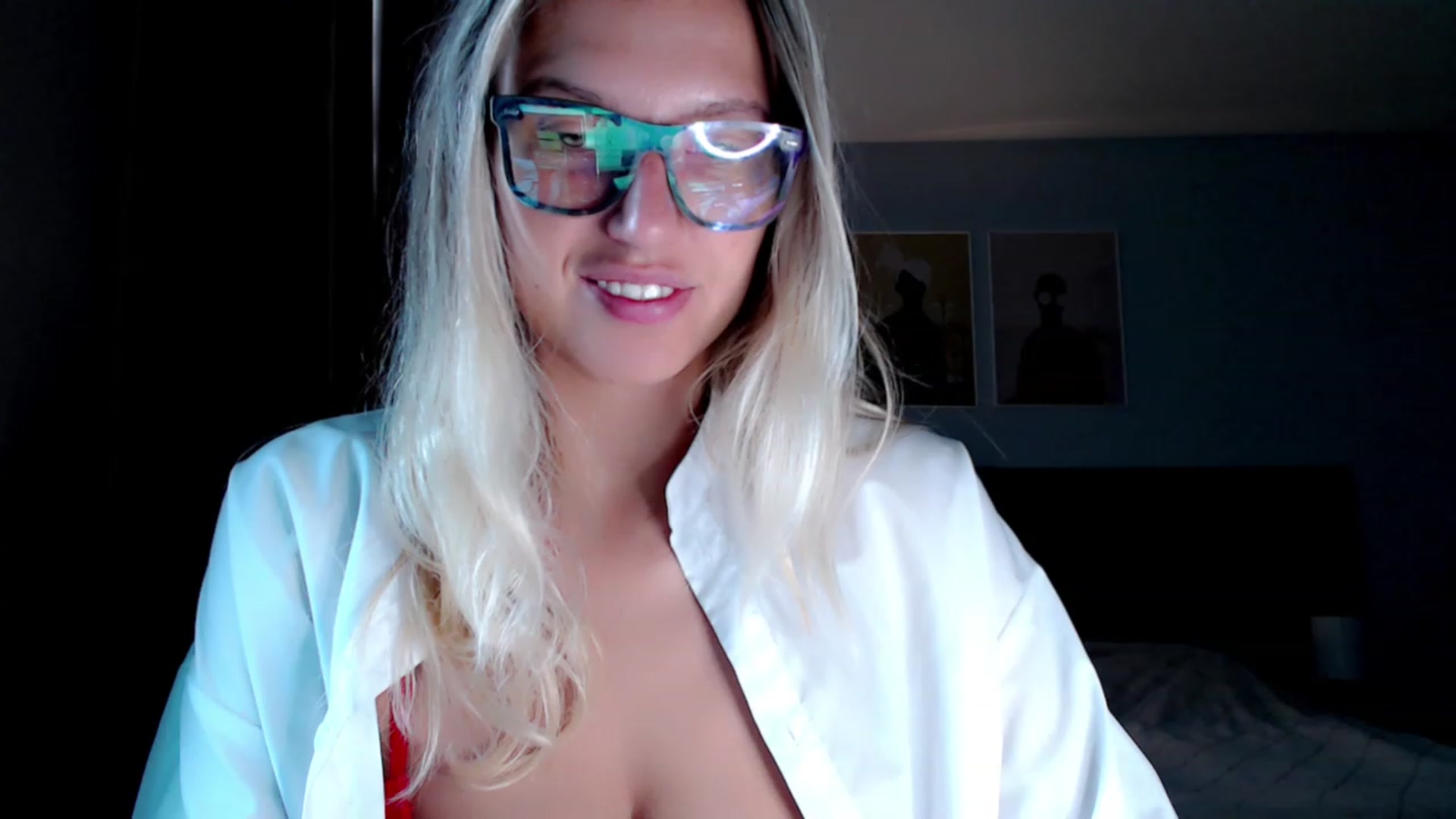 Gallery image thumbnail from VivicaCoke's myfreecams stream on, 07/28/2023, 10:05 image 10 of 20