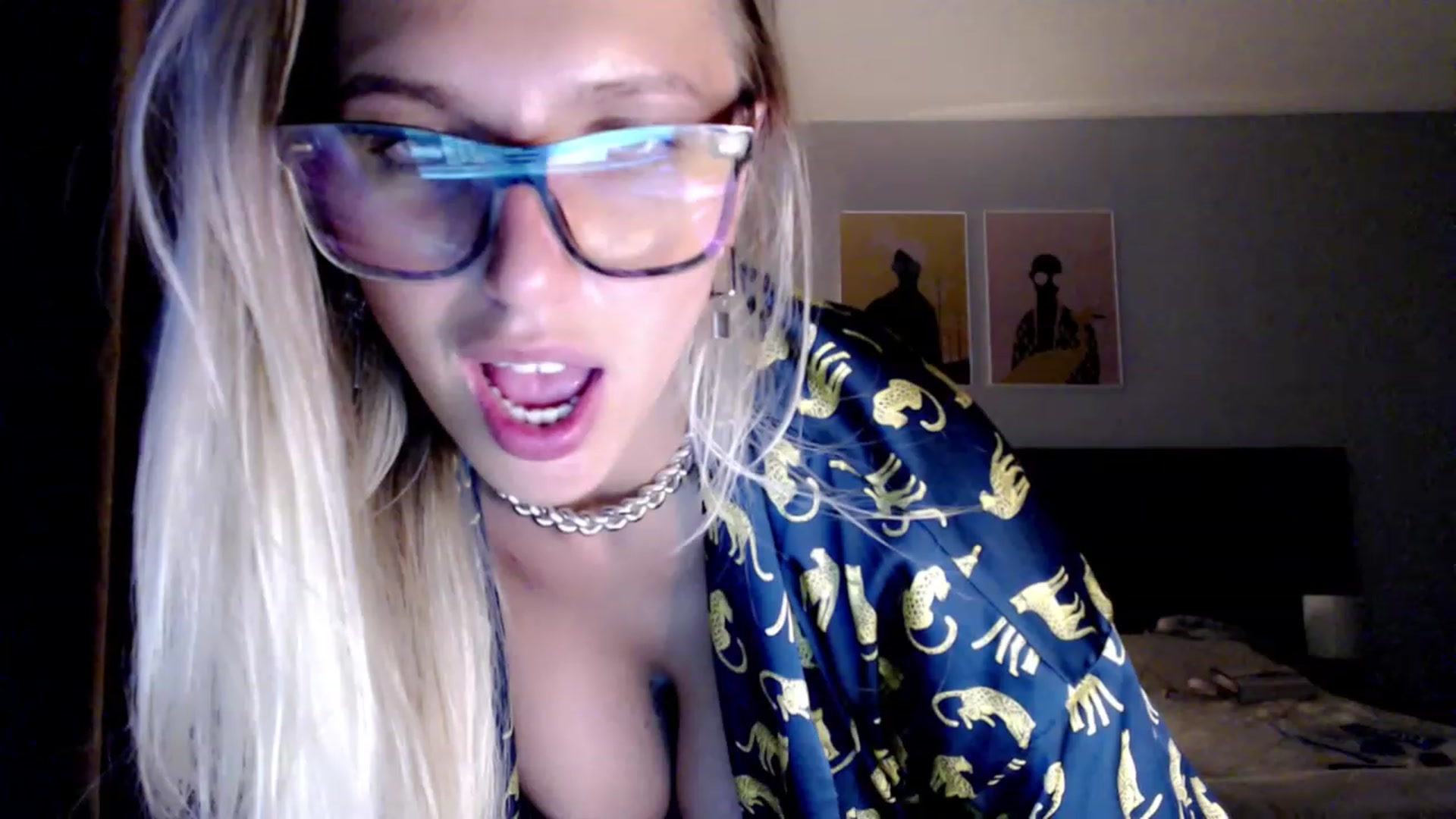 Gallery image thumbnail from VivicaCoke's myfreecams stream on, 07/30/2023, 19:43 image 9 of 20