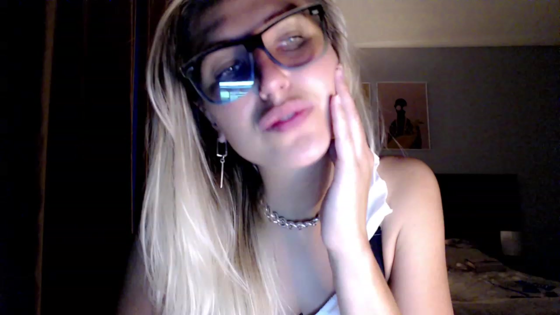 Gallery image thumbnail from VivicaCoke's myfreecams stream on, 07/30/2023, 19:43 image 18 of 20