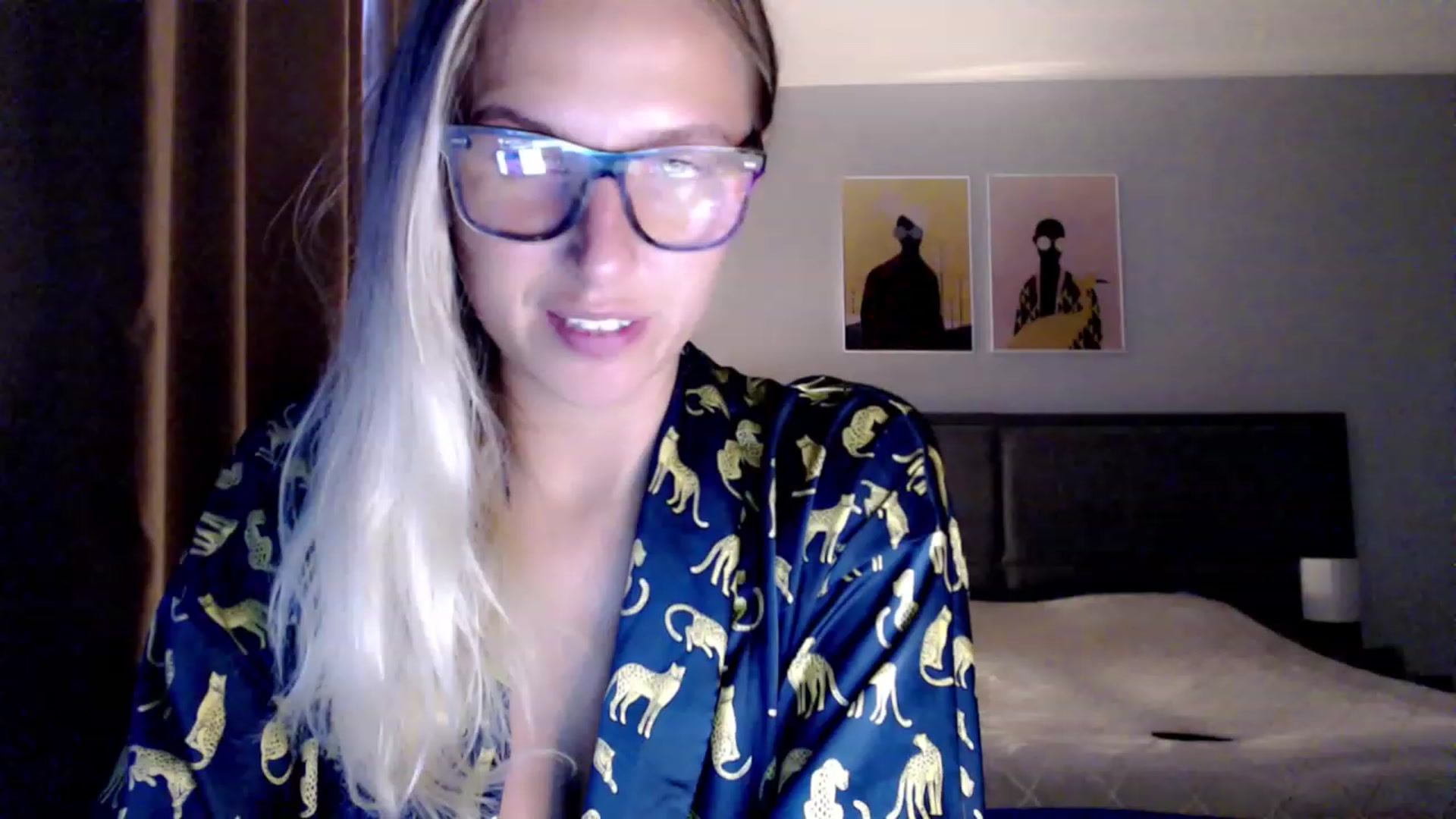Gallery image thumbnail from VivicaCoke's myfreecams stream on, 07/31/2023, 18:35 image 16 of 20