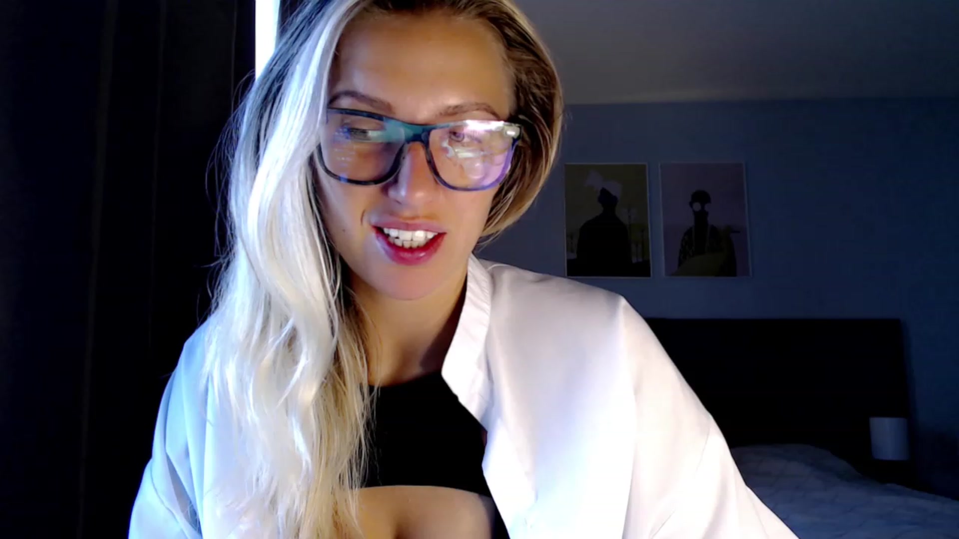 Gallery image thumbnail from VivicaCoke's myfreecams stream on, 08/12/2023, 09:40 image 9 of 20