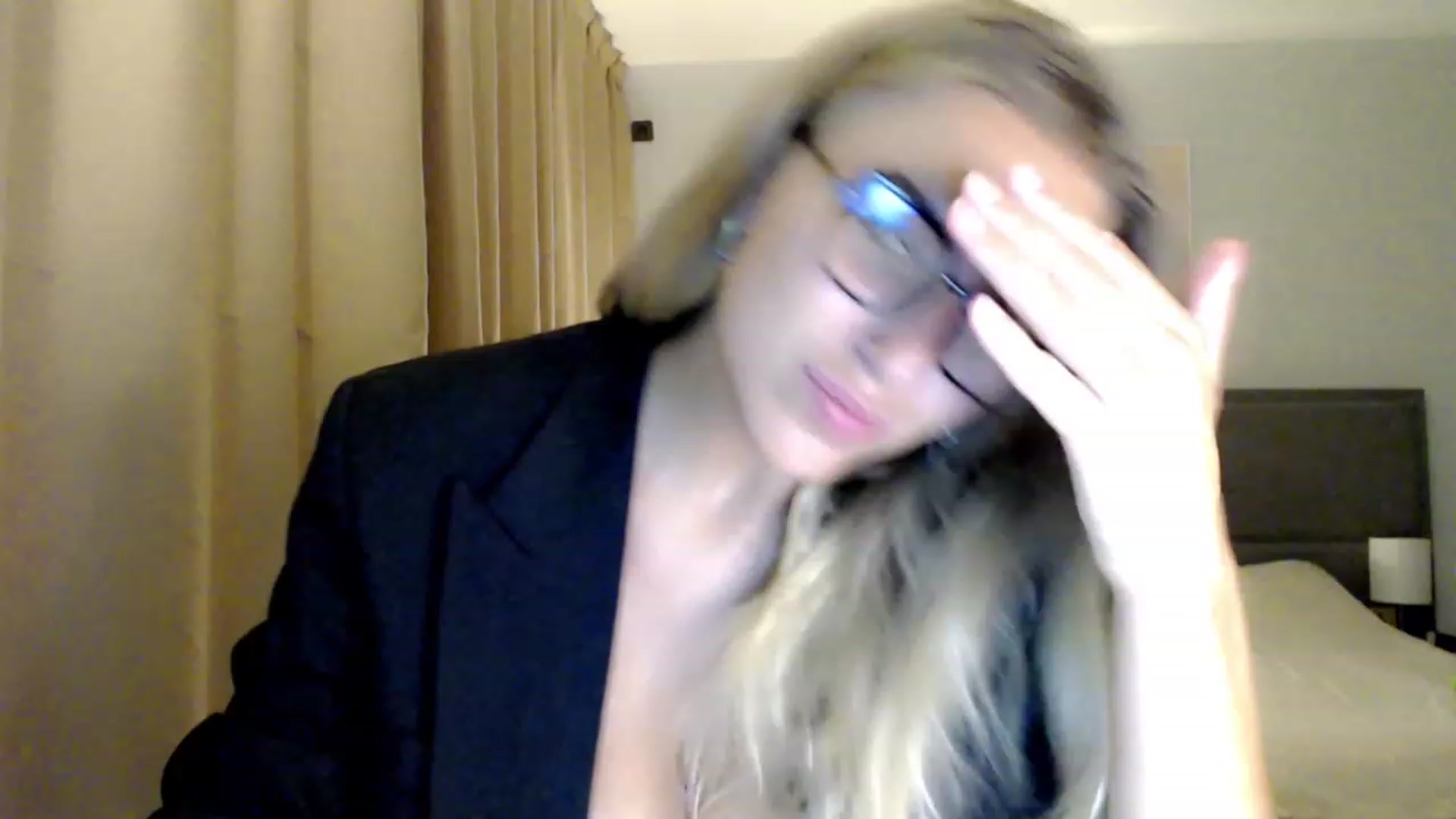 Gallery image thumbnail from VivicaCoke's myfreecams stream on, 08/27/2023, 19:18 image 1 of 20